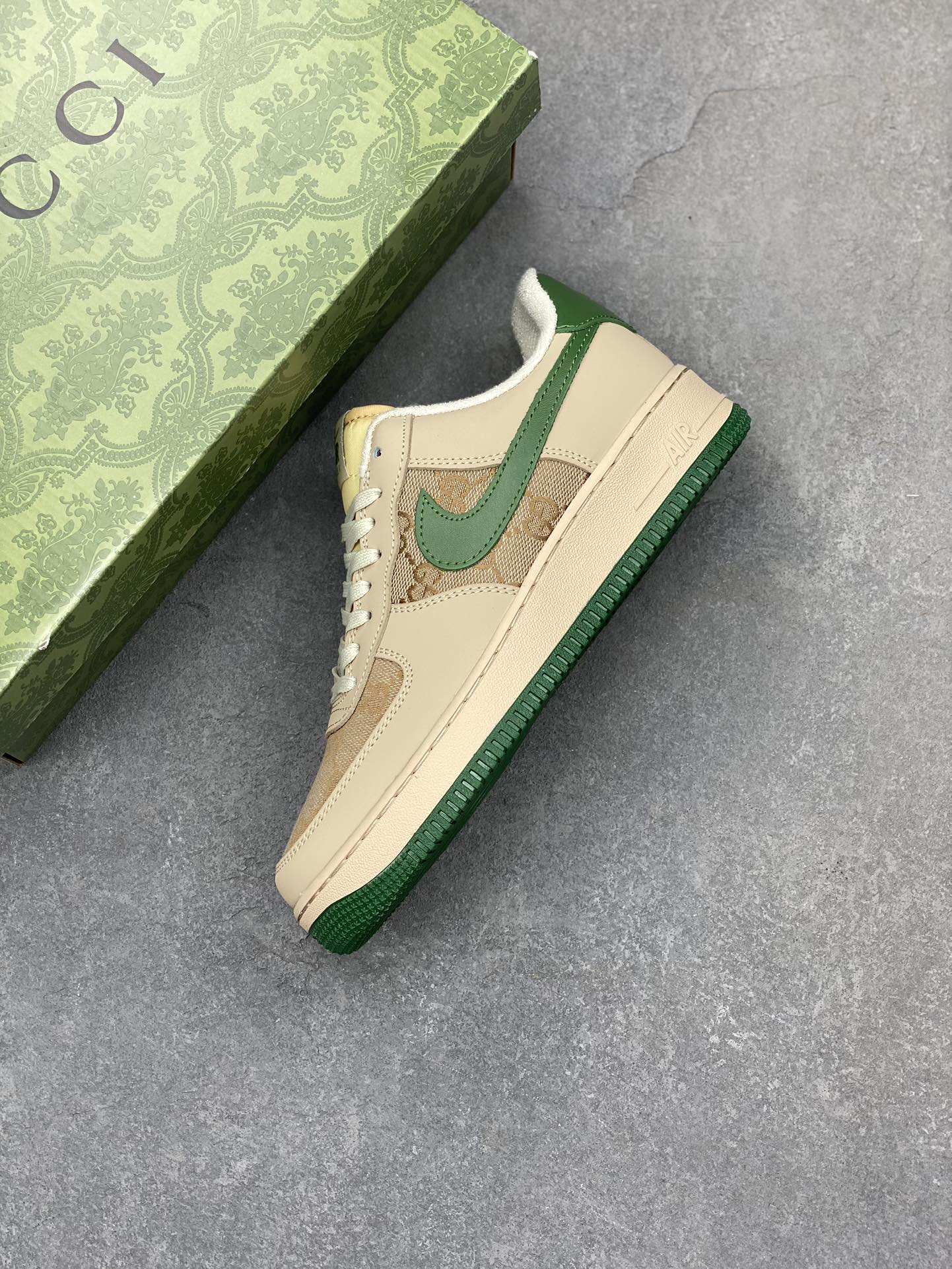 Nike Air Force 1 '07 Low Gucci Collaboration Casual Sneakers - Style & Comfort 8 i1702841554 4258 6