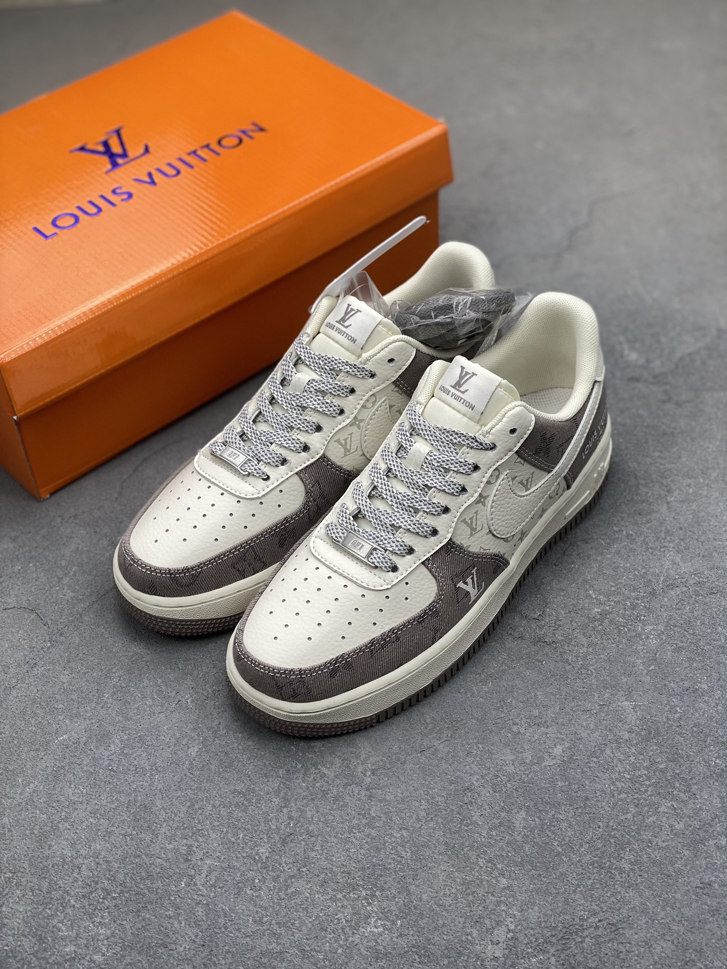 Nike Air Force 1 Low Louis Vuitton Collab Sneakers - Gray Denim 22 i1703540062 6872 0