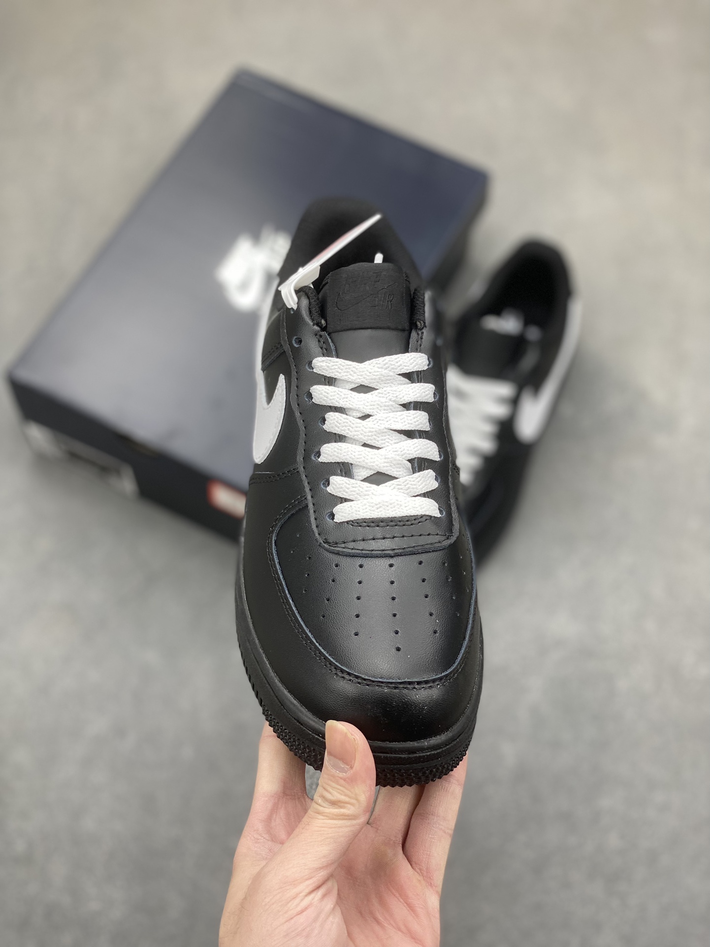 Nike Air Force 1 '07 Low Black & White Casual Sneakers CW2288-001 2 i1703540983 6868 0