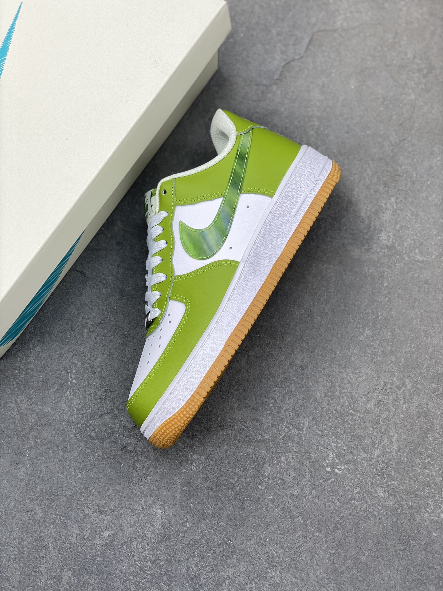 Nike Air Force 1 '07 Low 'Lens Green' Casual Shoes - Limited Edition 8 i1703612701 7676 0