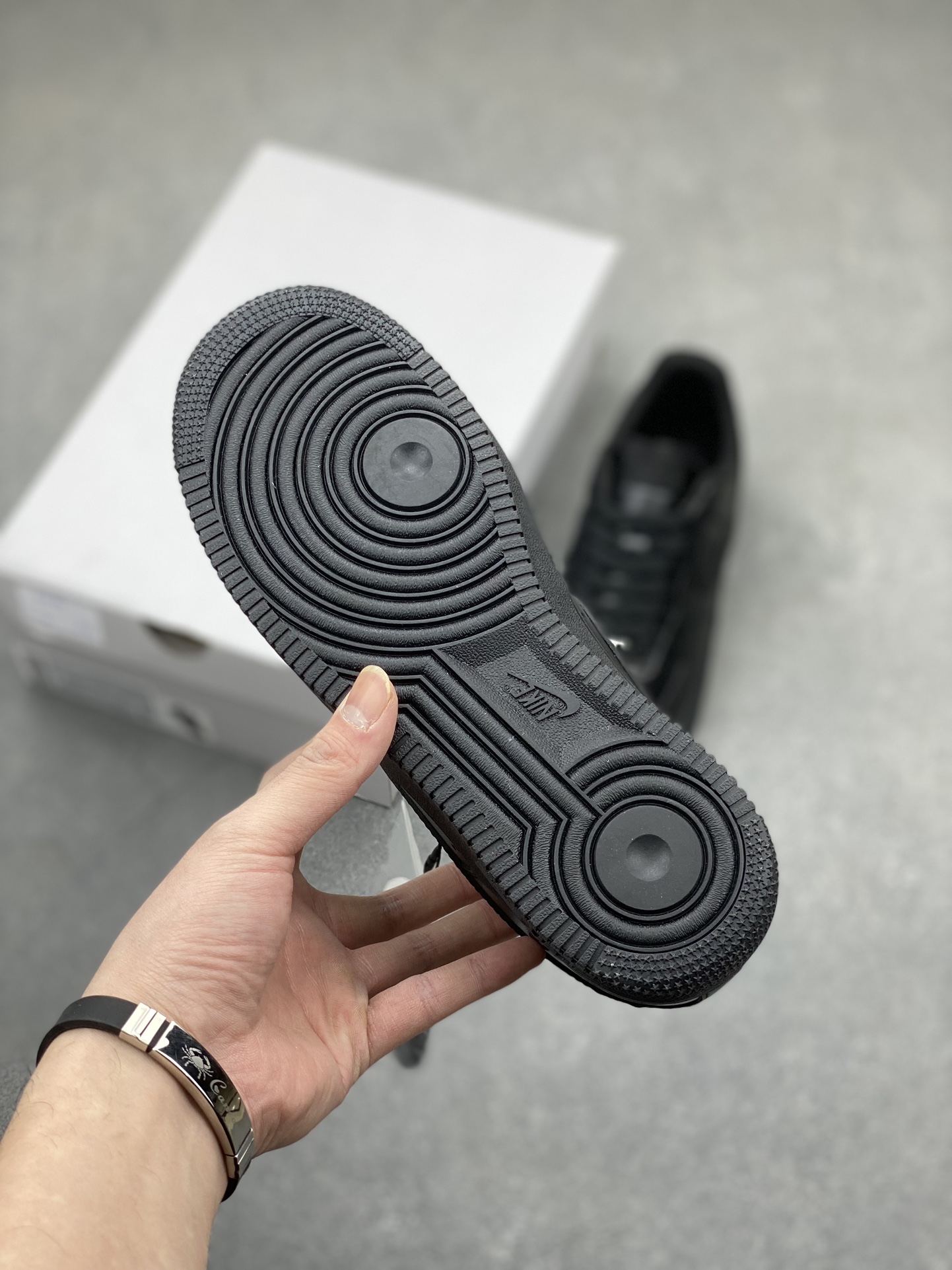 Nike Air Force 1 Low 'Black' - Timeless Style and Ultimate Comfort 7 i1703889069 3807 0