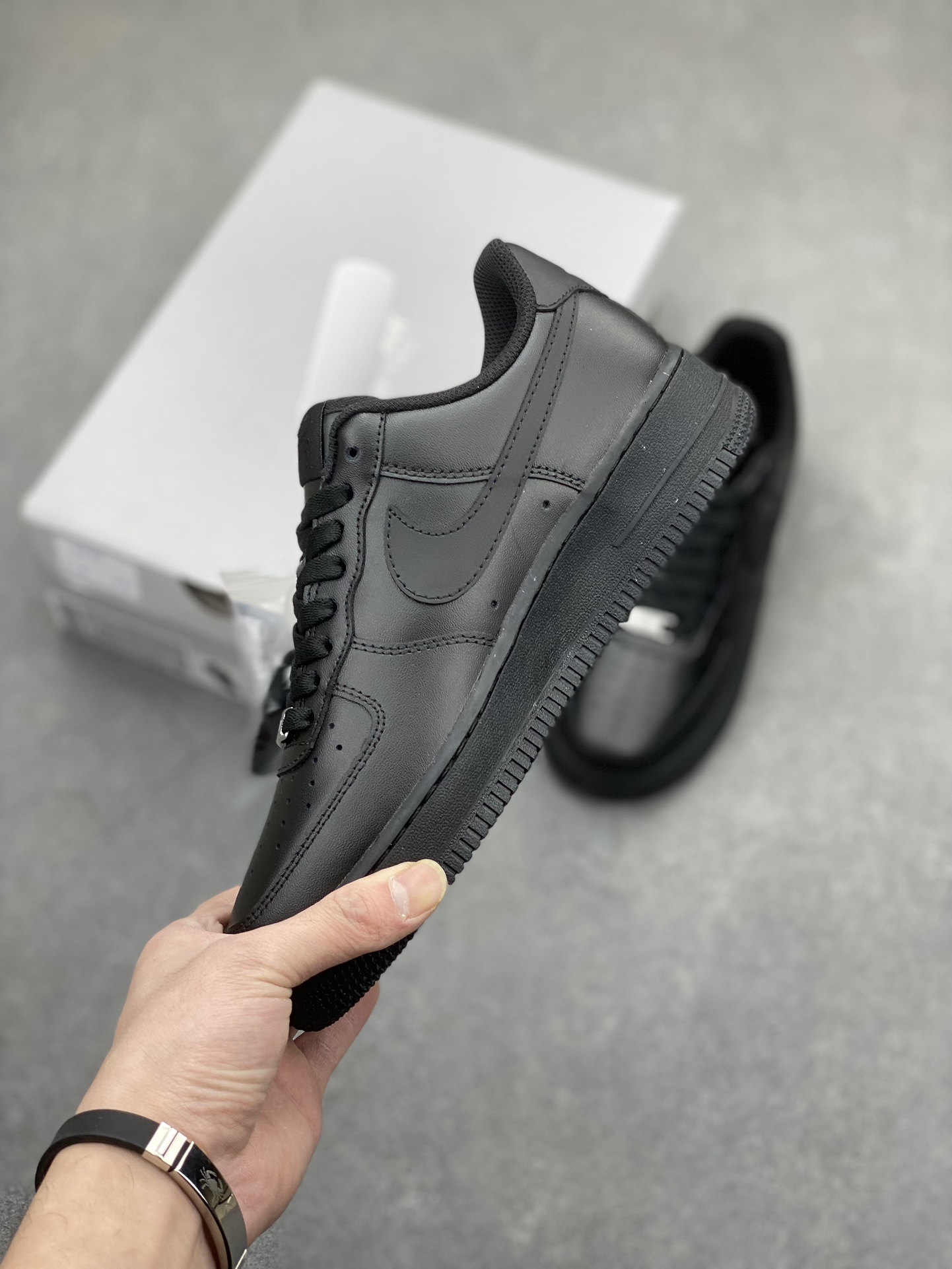 Nike Air Force 1 Low 'Black' - Timeless Style and Ultimate Comfort 4 i1703889069 533 0