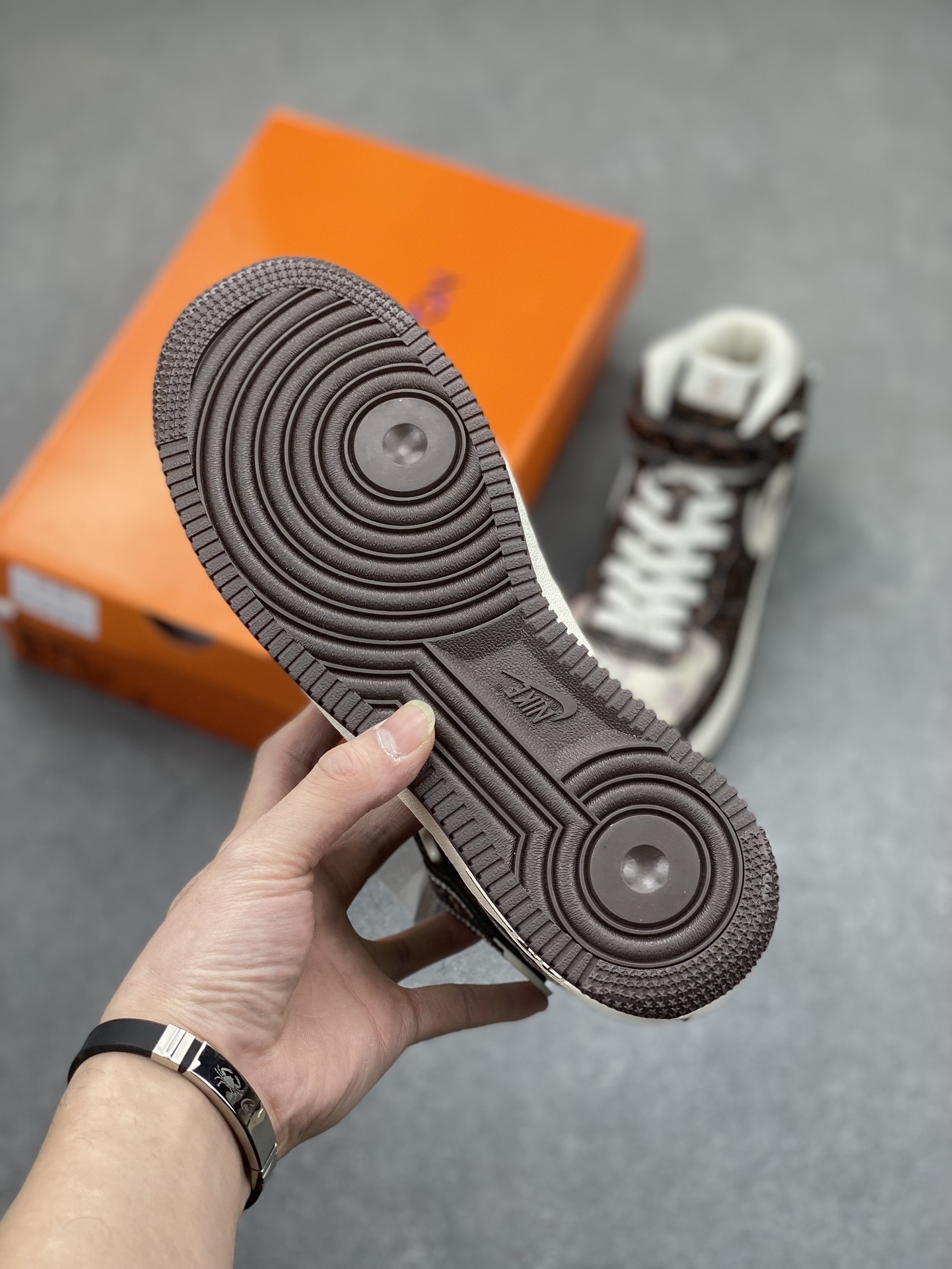 Nike Air Force 1 '07 Low Louis Vuitton Brown Shoes - Limited Edition 7 i1704487693 8708 5