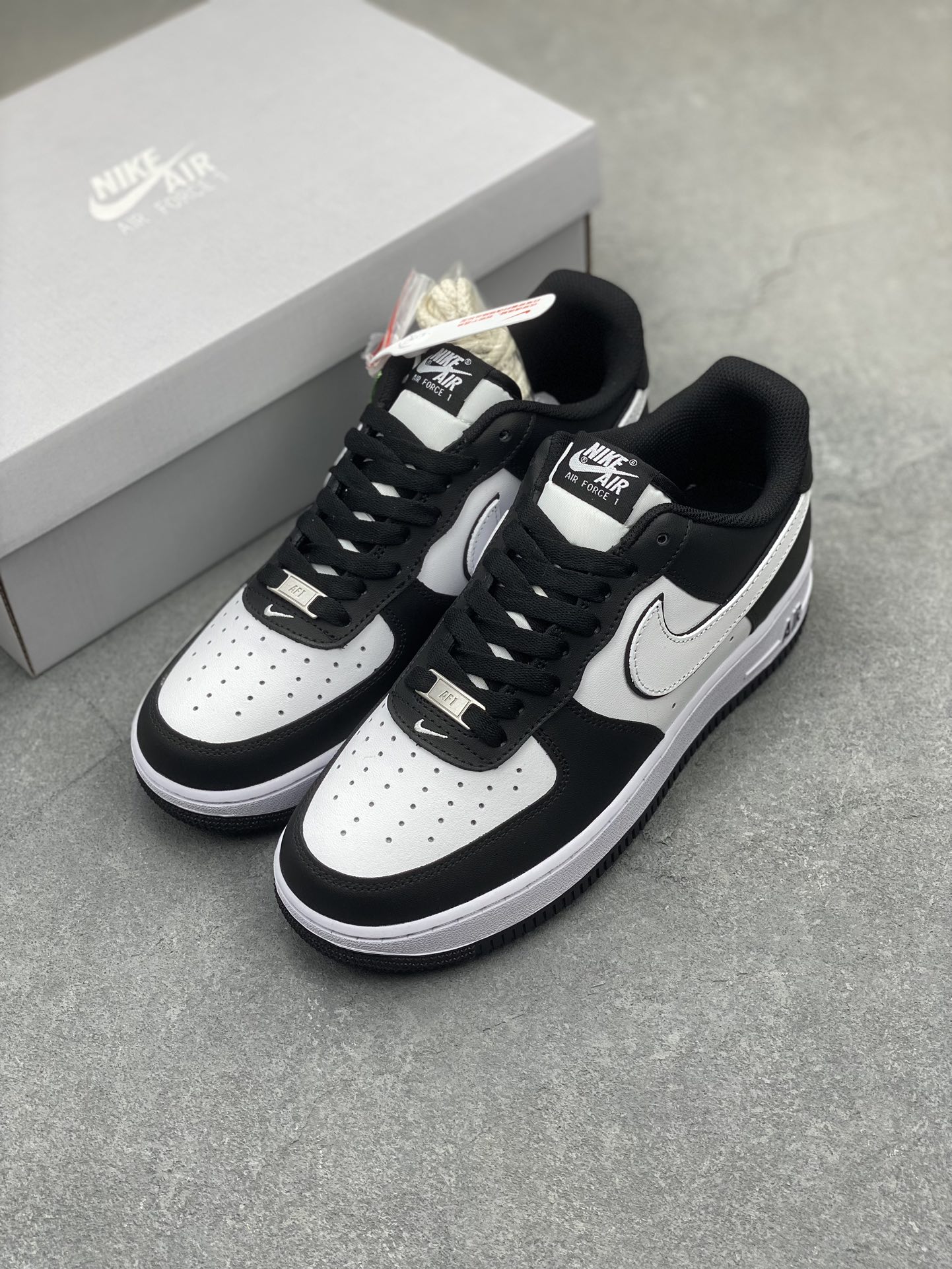 Nike Air Force 1 '07 Low Panda - Black and White Classic Sneakers 9 i1704489628 904 1
