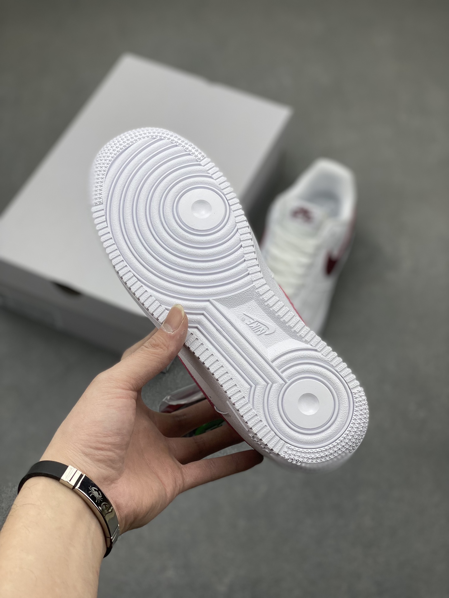Nike Air Force 1 Low White Burgundy Casual Sneaker CZ0326-100 7 i1704576978 4058 0