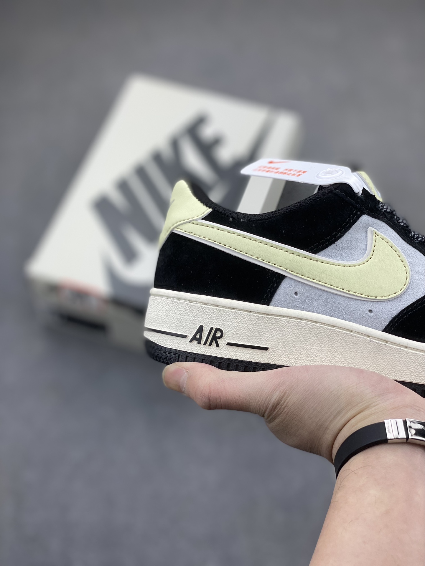 Nike Air Force 1 Low '07 Cream Panda Suede Sneakers 6 i1704664883 3513 4
