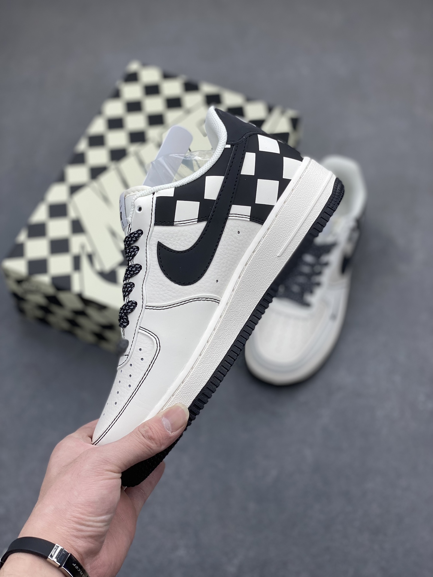 Nike Air Force 1 Low '07 'Checkerboard' Casual Sneakers 4 i1704907600 1739 8