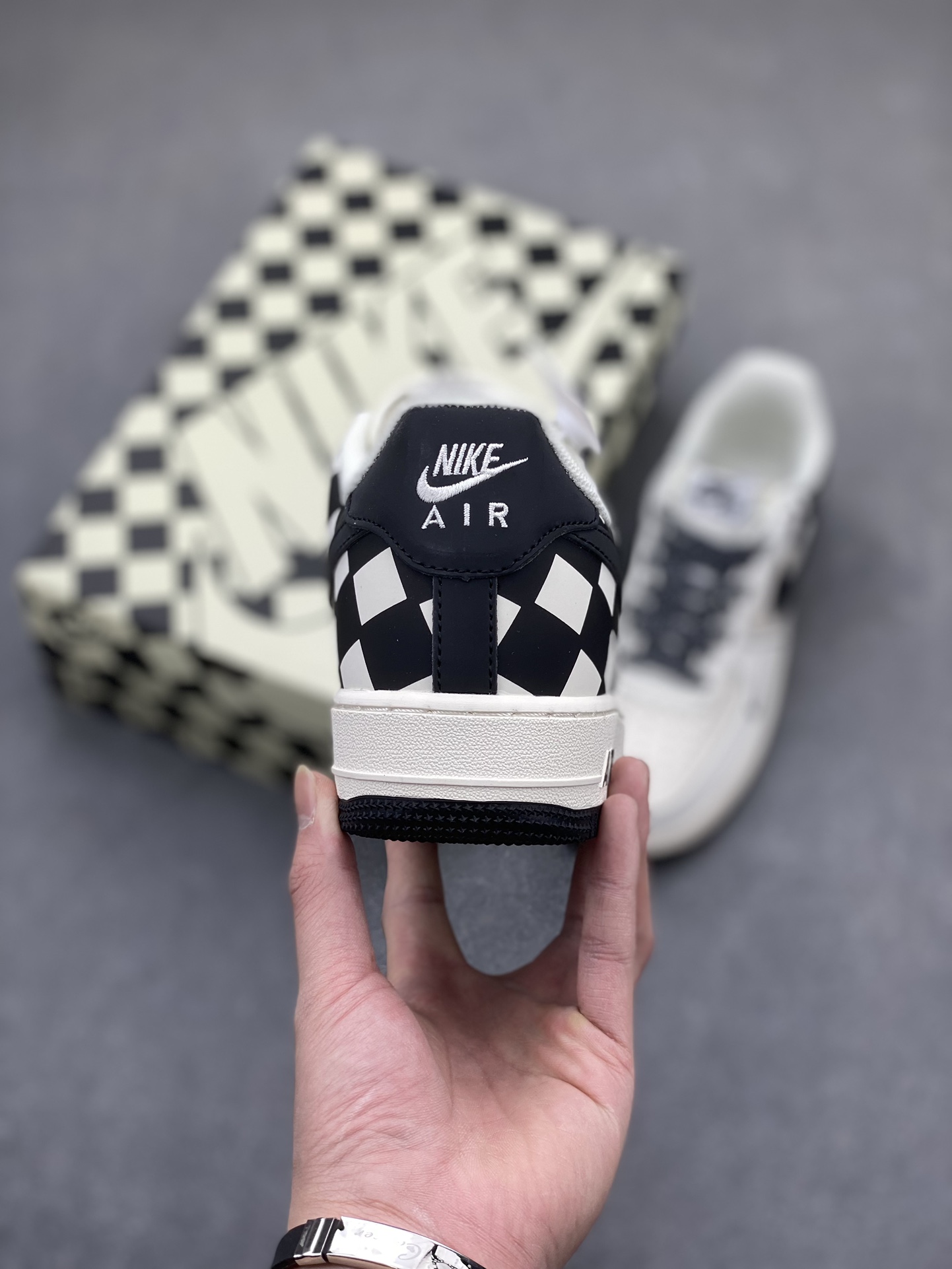 Nike Air Force 1 Low '07 'Checkerboard' Casual Sneakers 5 i1704907600 7334 7