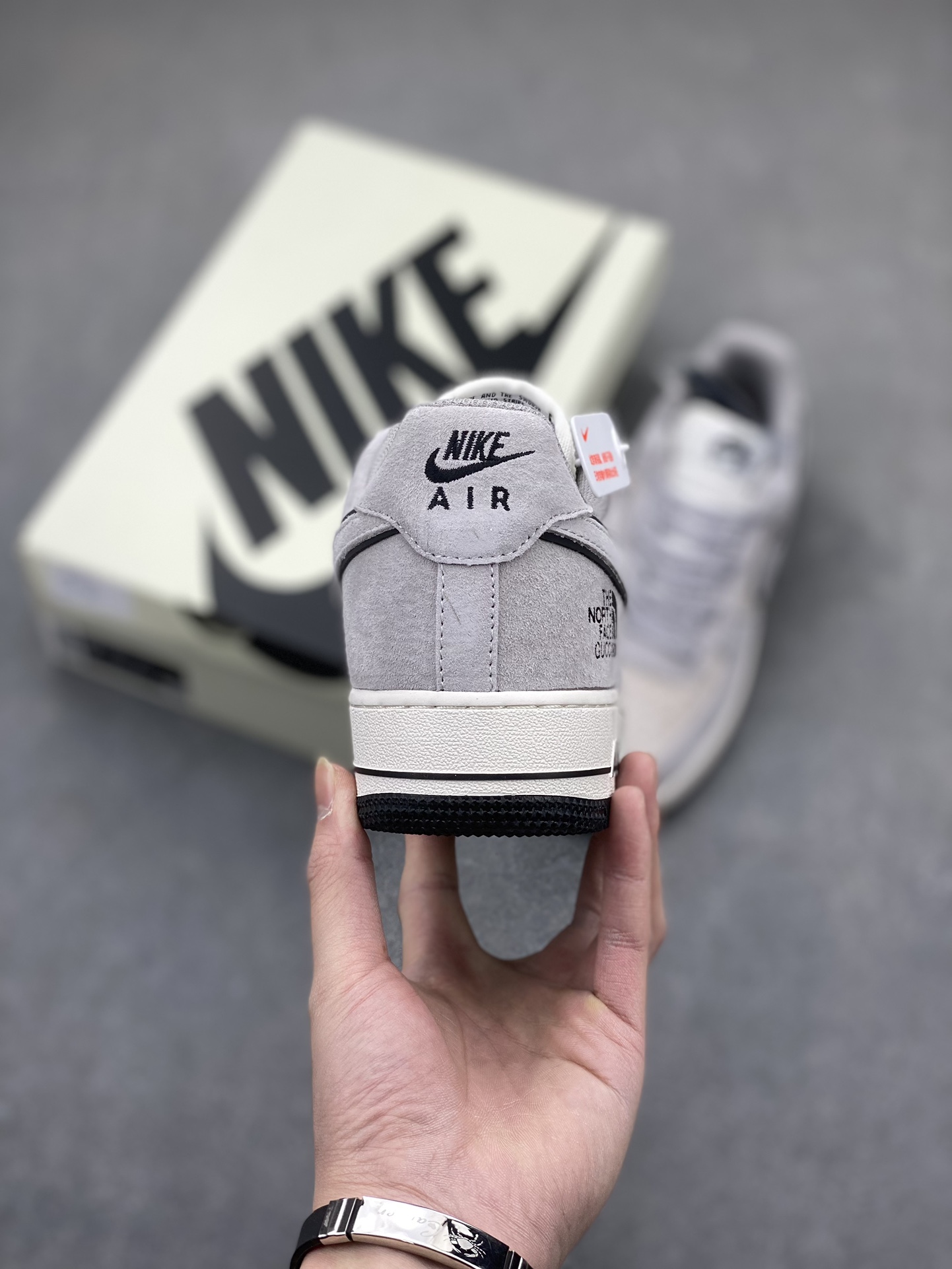 Nike Air Force 1 '07 Low The North Face Collab Sneakers - Gray/Black 5 i1704999551 1170 2