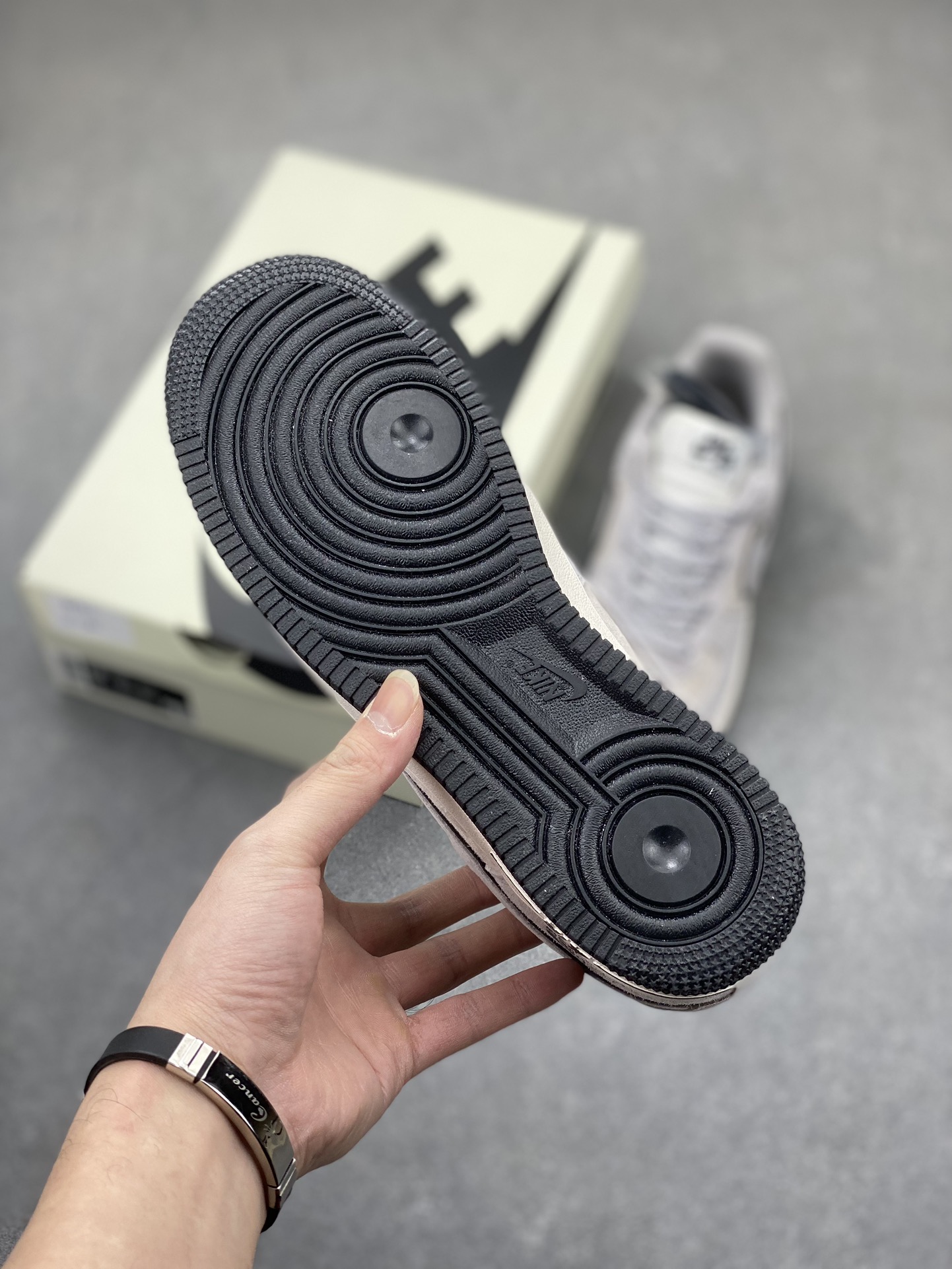 Nike Air Force 1 '07 Low The North Face Collab Sneakers - Gray/Black 7 i1704999551 8667 0