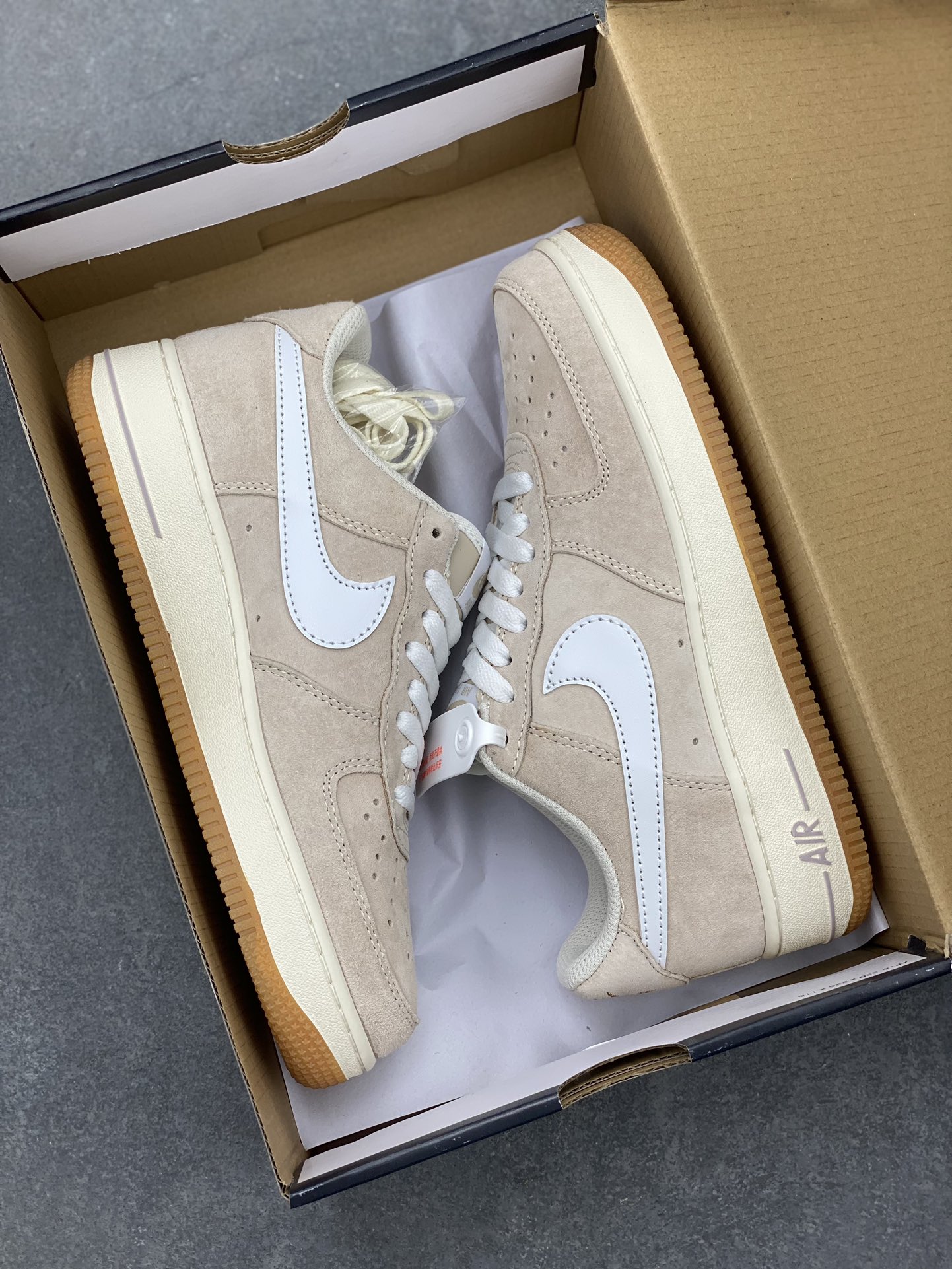 Nike Air Force 1 Low White/Brown Suede Casual Sneakers - Limited Edition 10 i1704999633 2618 5