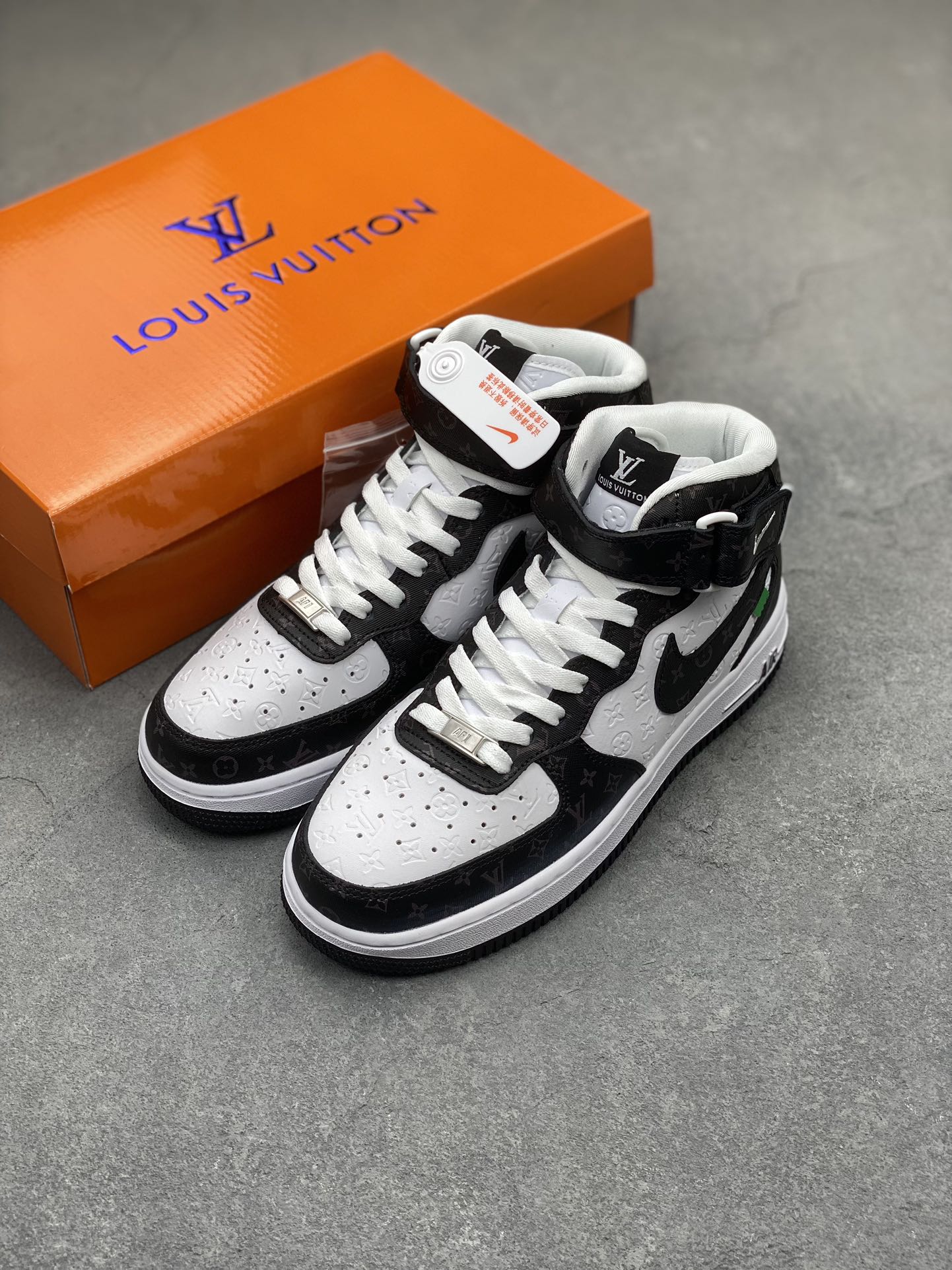 Nike Air Force 1 '07 Low Louis Vuitton White Black Print Sneakers 9 i1705087120 2919 8