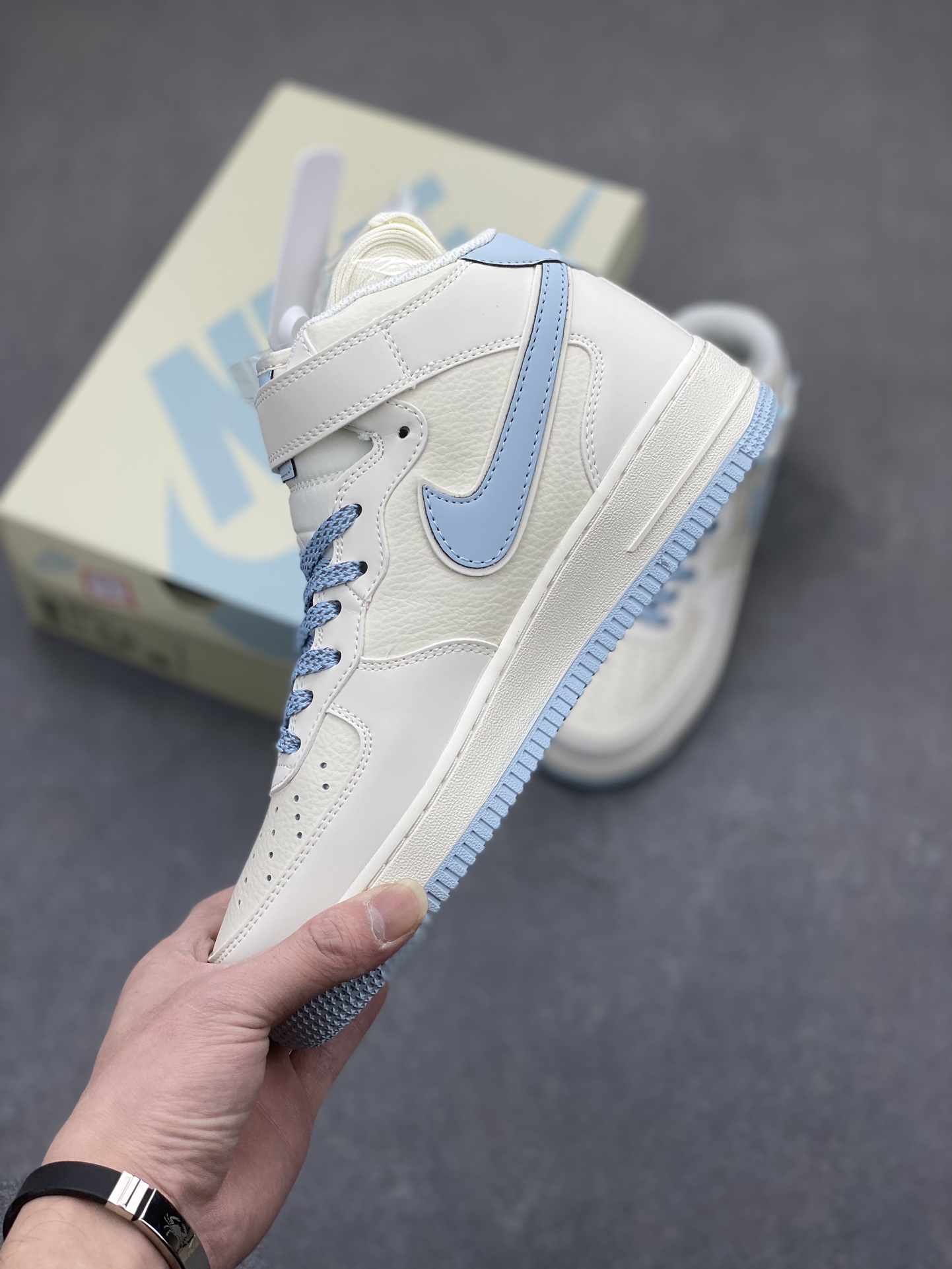 Nike Air Force 1 MID Ivory/Blue Custom Sneakers Limited Edition 4 i1705174752 257 4