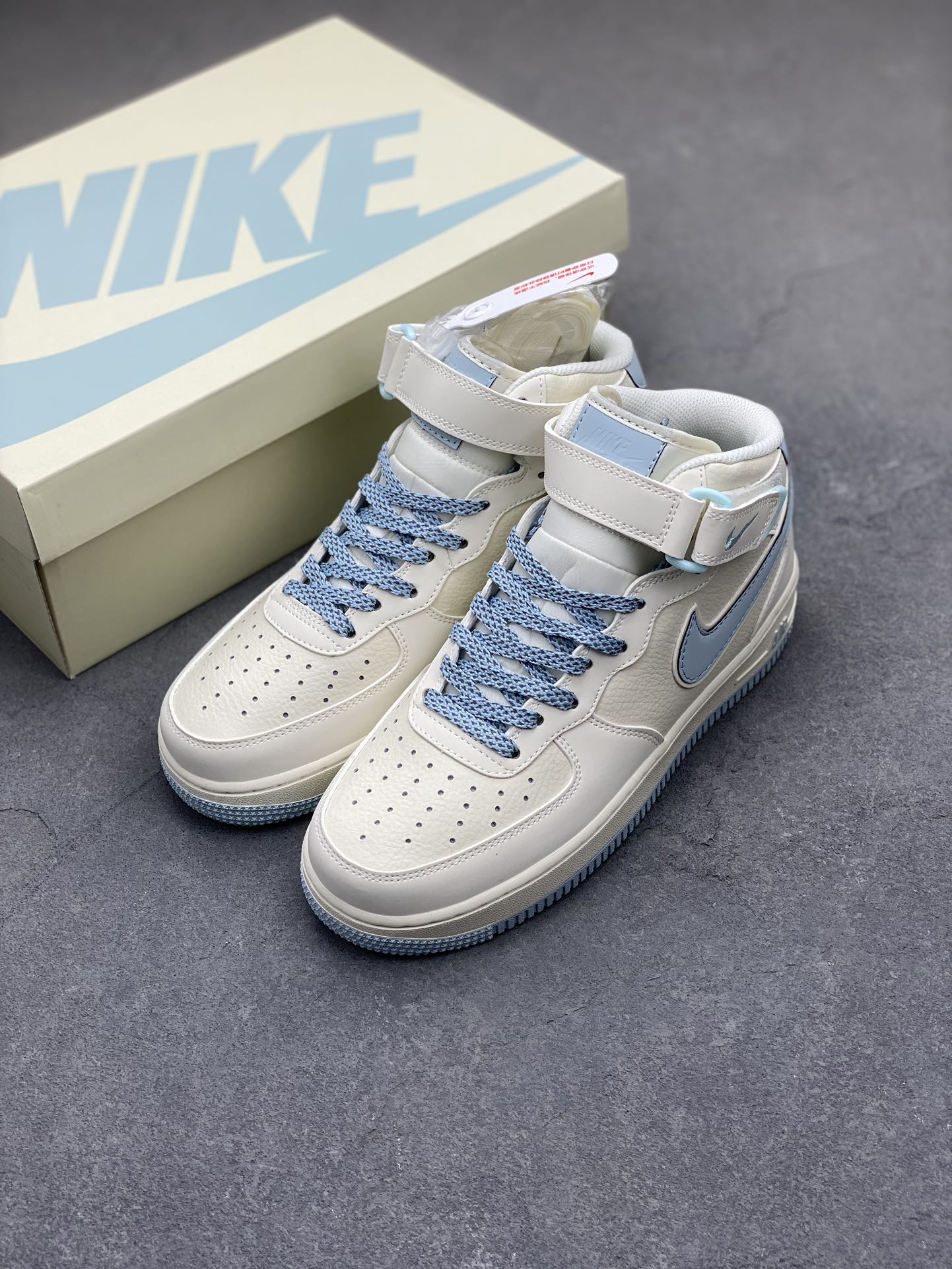 Nike Air Force 1 MID Ivory/Blue Custom Sneakers Limited Edition 9 i1705174752 6152 1