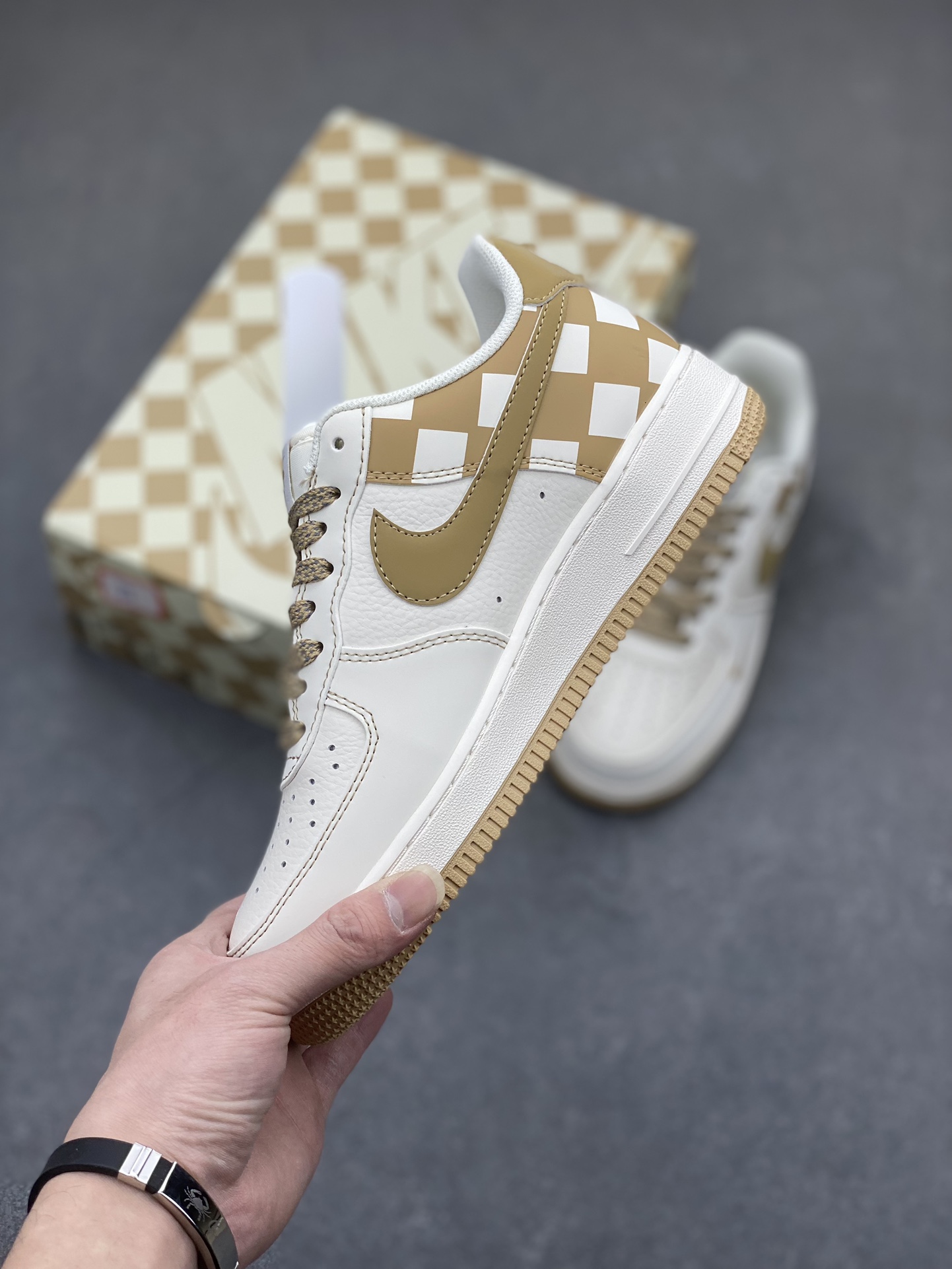Nike Air Force 1 Low '07 'Cream Gold' Casual Sneakers - Limited Stock! 4 i1705358717 9733 2