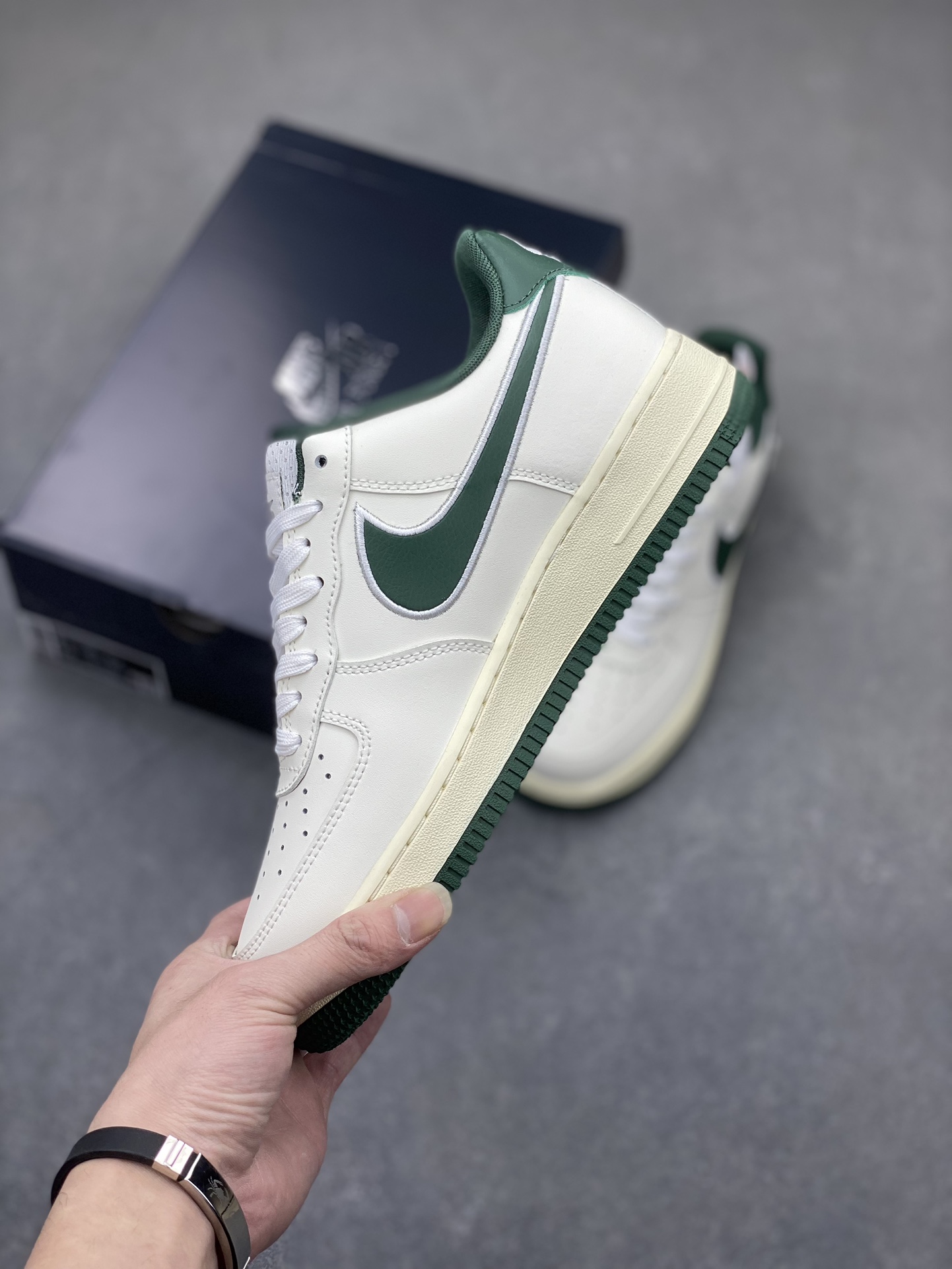 Nike Air Force 1 Low White/Forest Green Retro Sneakers FV0392-100 4 i1705610110 2539 6