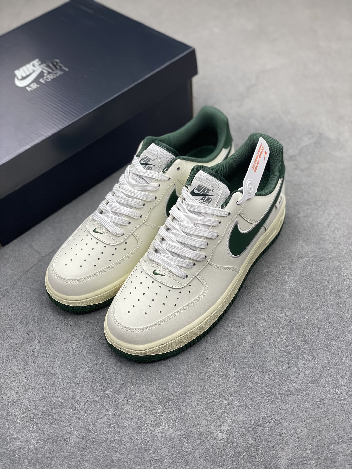 Nike Air Force 1 Low White/Forest Green Retro Sneakers FV0392-100 9 i1705610110 6556 8