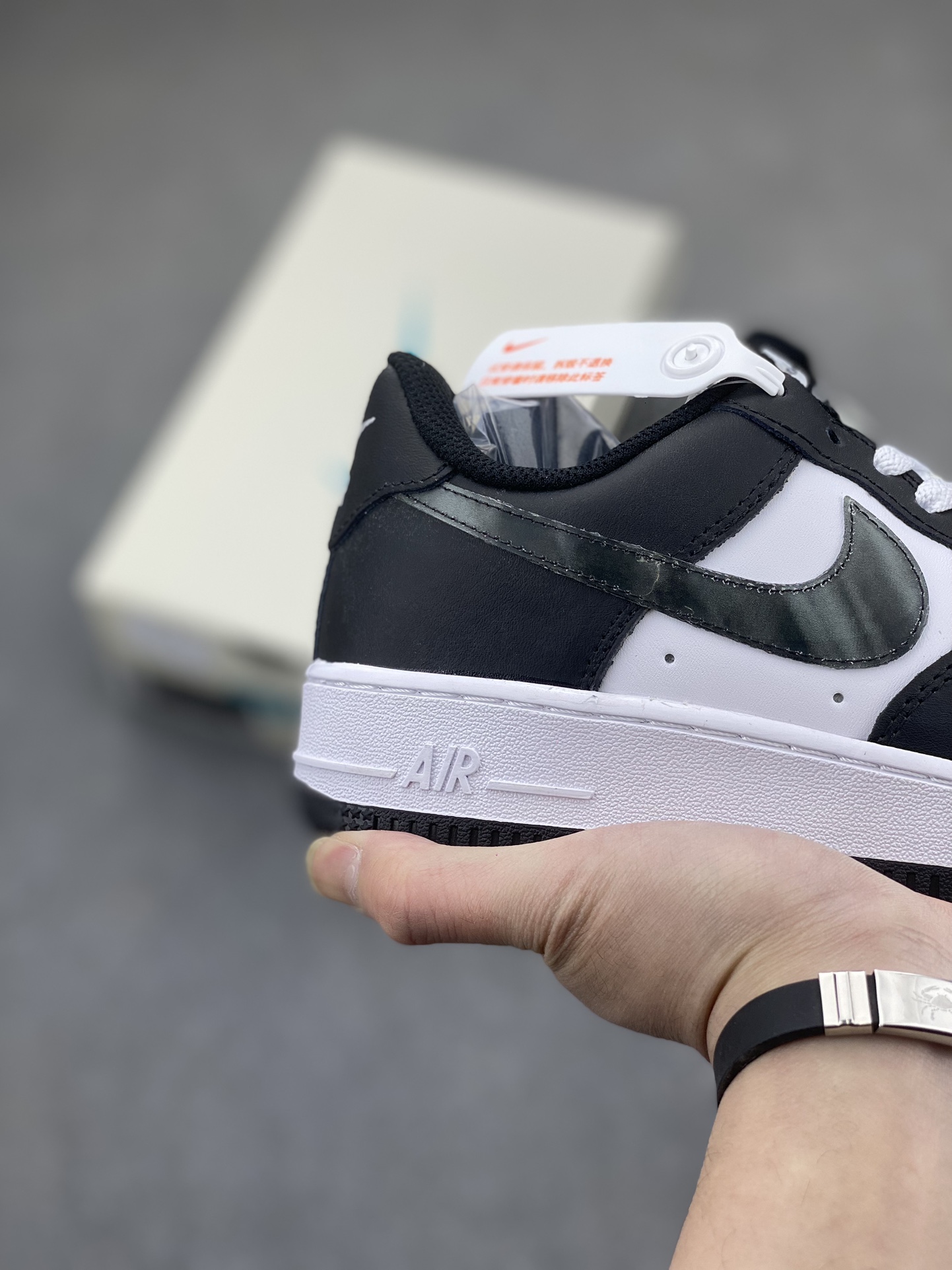 Nike Air Force 1 '07 Low White Black - Iconic Style, Modern Comfort 6 i1705967619 7004 0