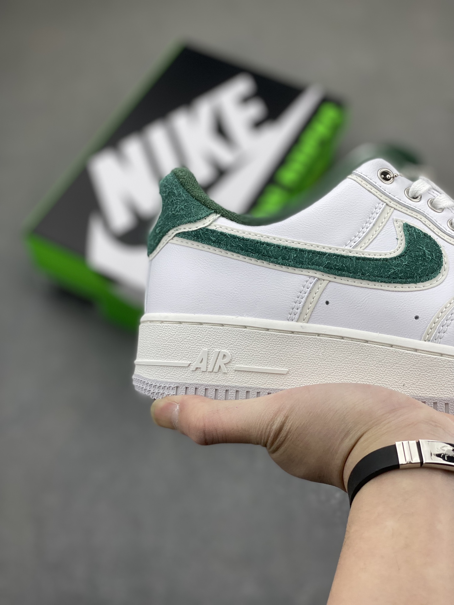 Division Street x Nike Air Force 1 '07 Low 'Ducks of a Feather' - White/Green 6 i1706127865 7724 0
