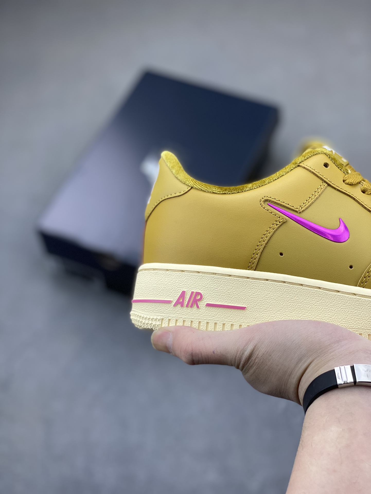 Nike Air Force 1 '07 Low FB8251-700 Casual Sneakers - Versatile & Comfortable 6 i1709231696 7417 3