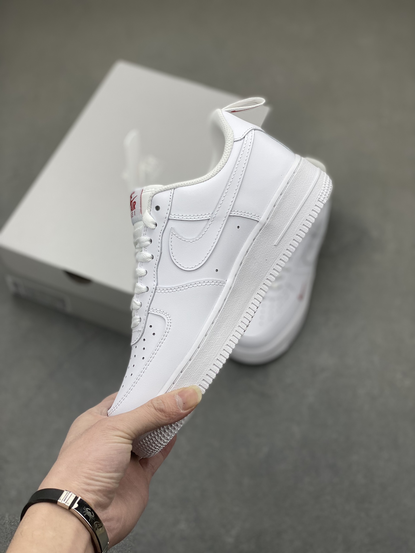 Nike Air Force 1 Low White Red Swoosh Casual Sneakers FZ7187-100 4 i1710010615 3878 5
