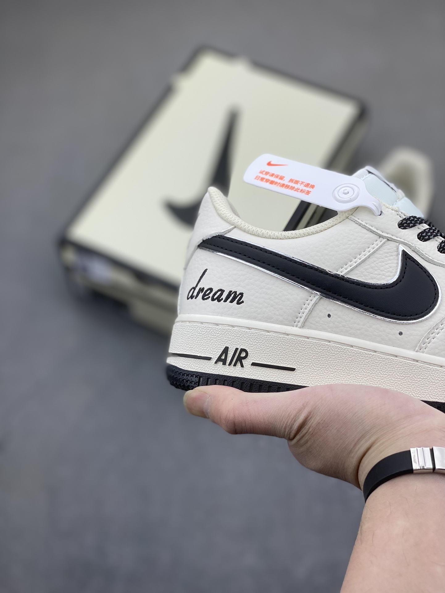Nike Air Force 1 Low '07 'Dream' White/Black Sneakers - Limited Edition 6 i1710361735 5108 7