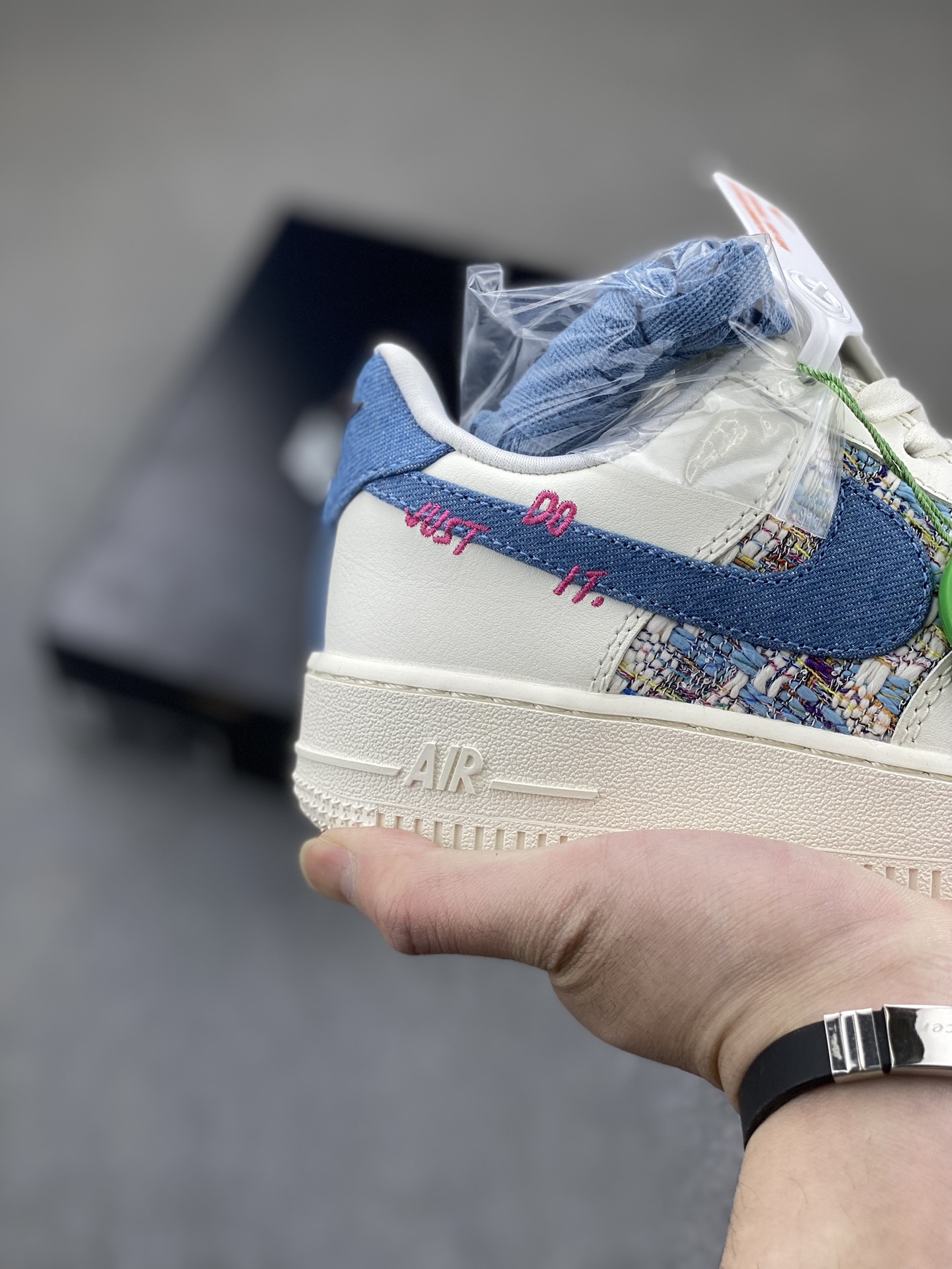 NK Air Force 1 Low 'Just Do It' Sneakers - Chanel-Inspired, Low-Top Style 6 i1710362956 8313 8