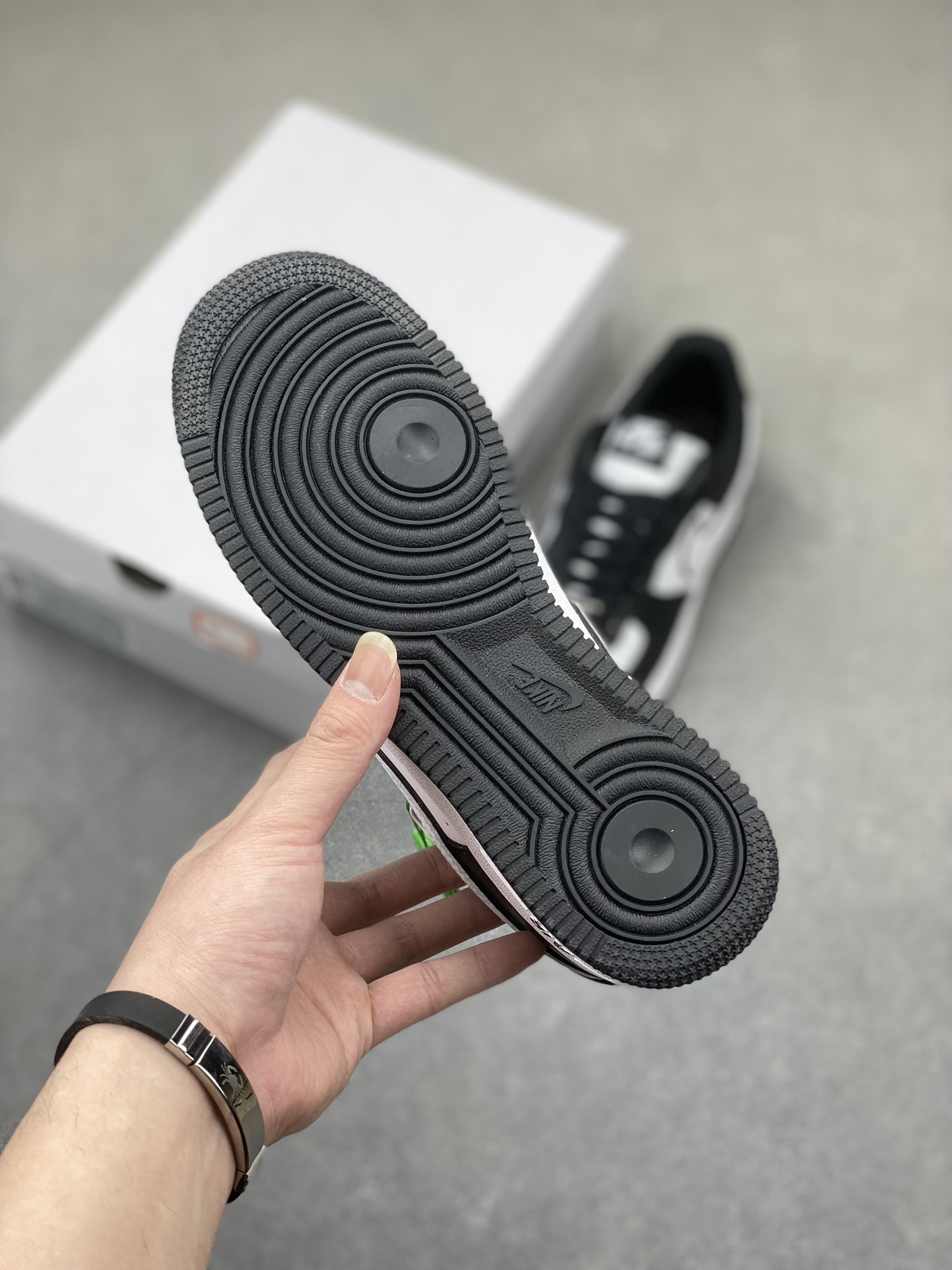Nike Air Force 1 '07 Low Panda Black White Sneakers DV0788-001 7 i1710514105 1488 2