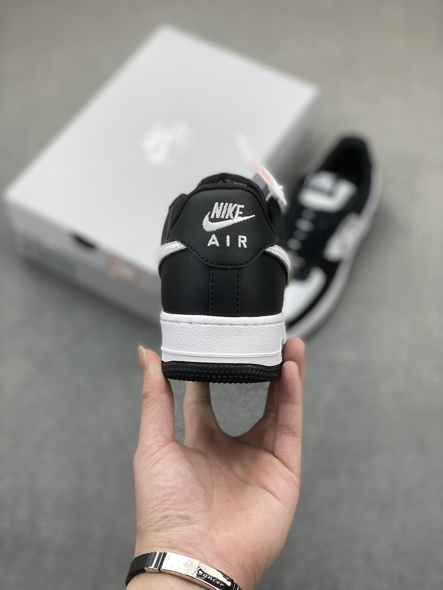Nike Air Force 1 '07 Low Panda Black White Sneakers DV0788-001 5 i1710514105 2227 7