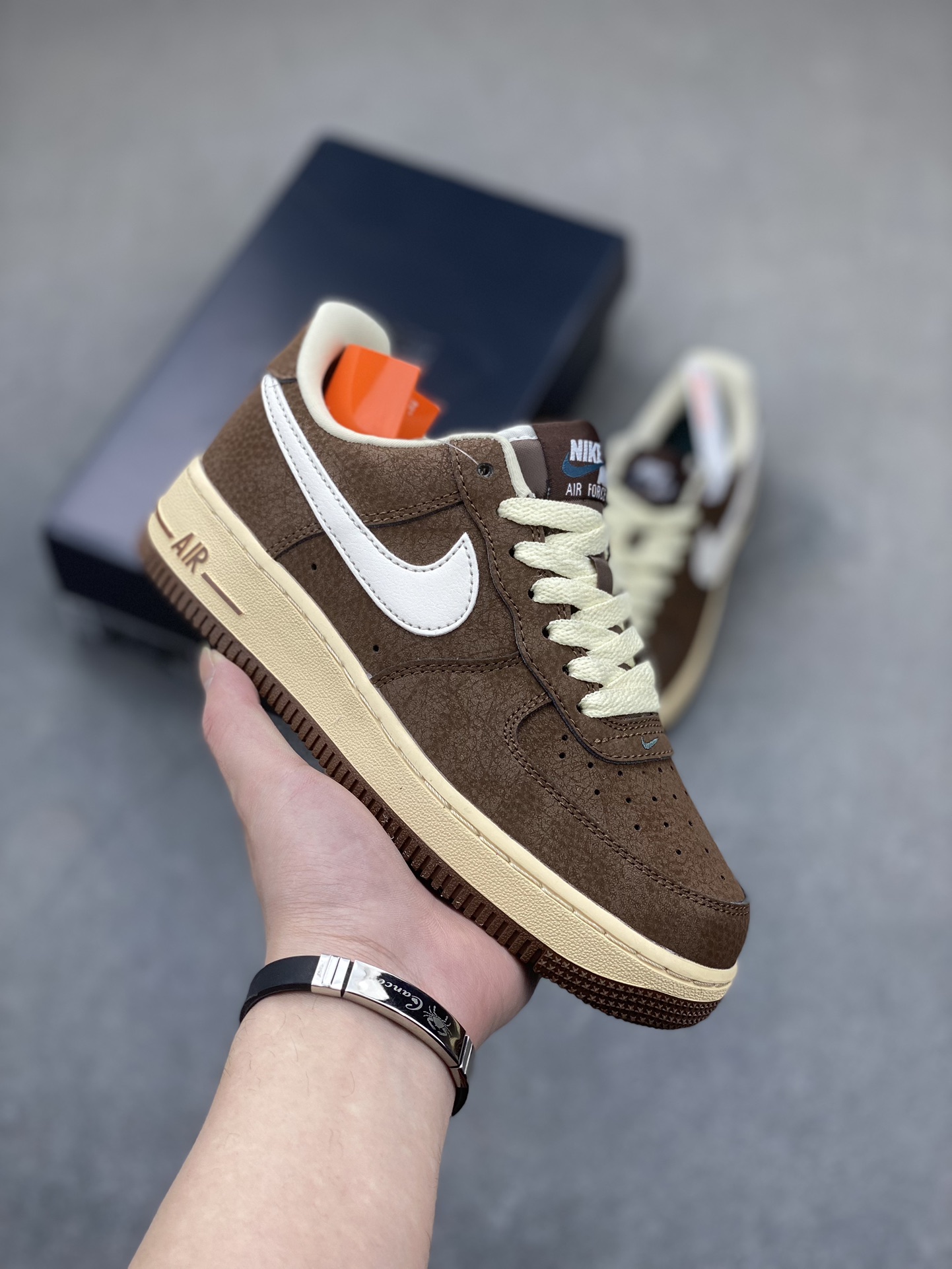 Nike Air Force 1 '07 Low Chocolate Brown/White Casual Sneakers FZ3592-259 2 i1710709840 1285 7