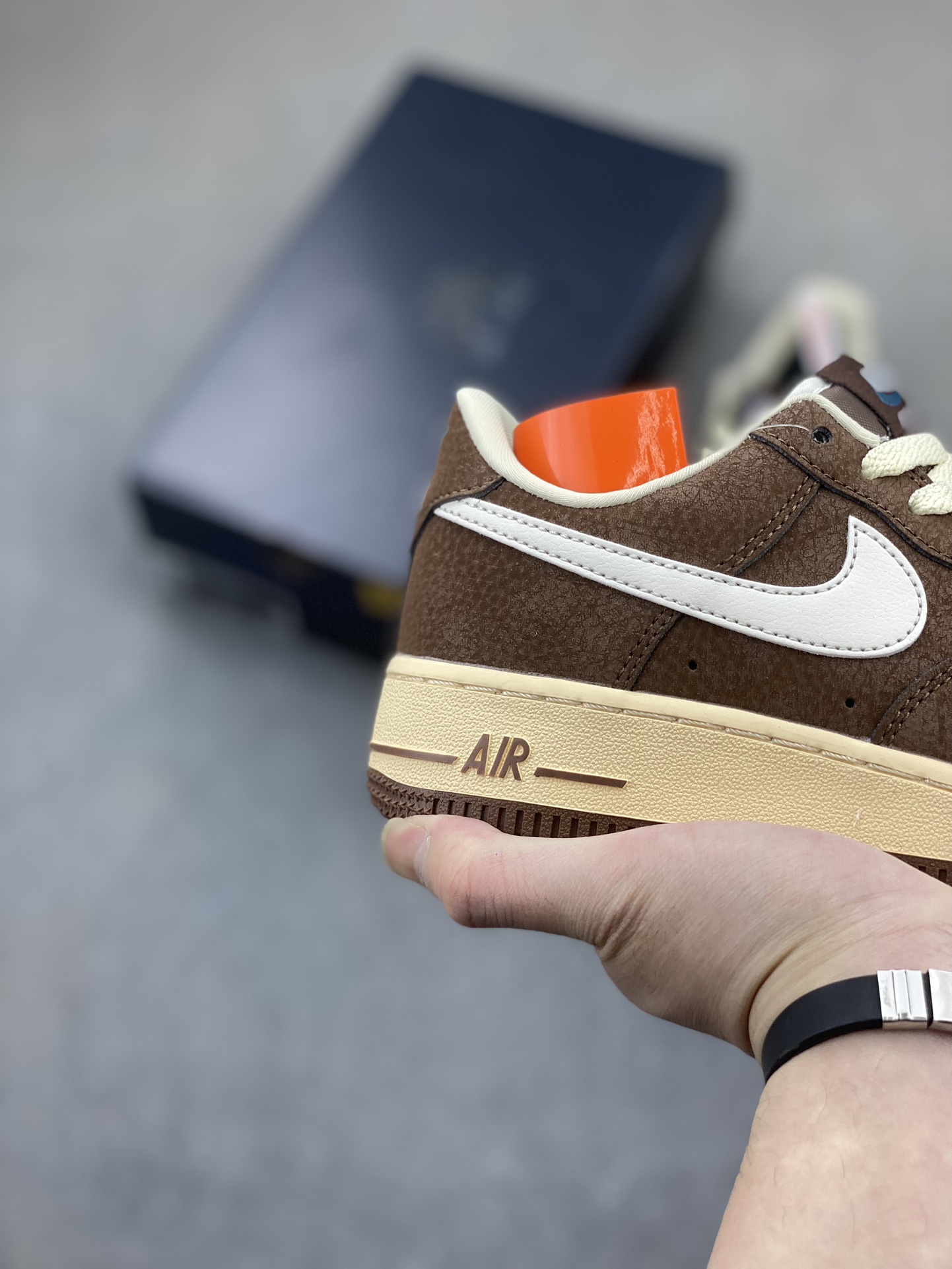 Nike Air Force 1 '07 Low Chocolate Brown/White Casual Sneakers FZ3592-259 6 i1710709840 870 2