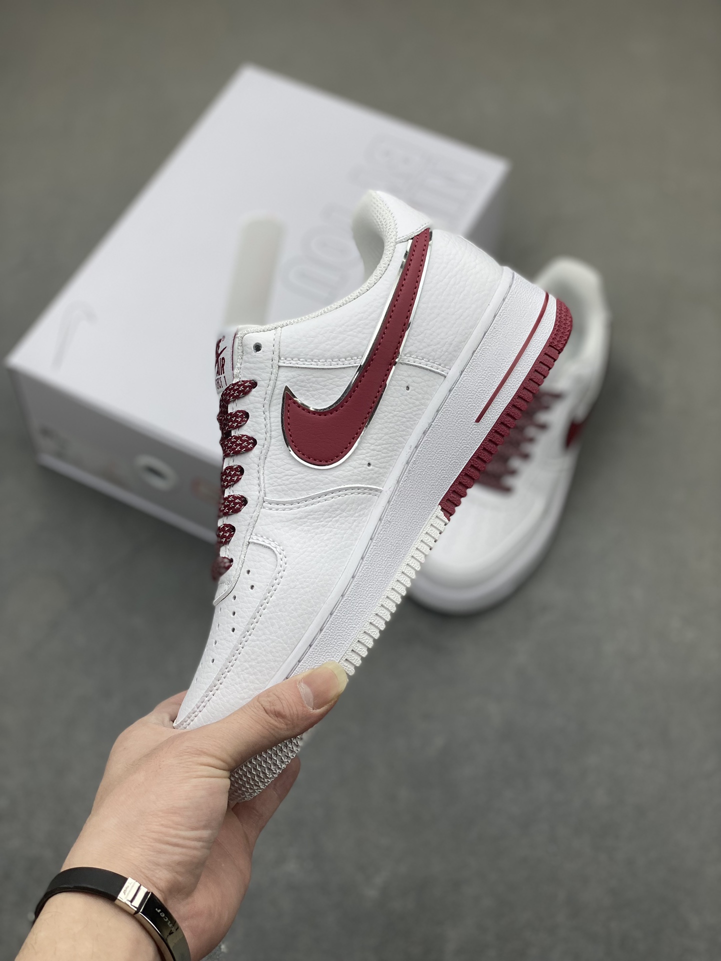 Nike Air Force 1 '07 Low White/Burgundy Custom Casual Sneakers CW2288-111 4 i1710709966 9607 2