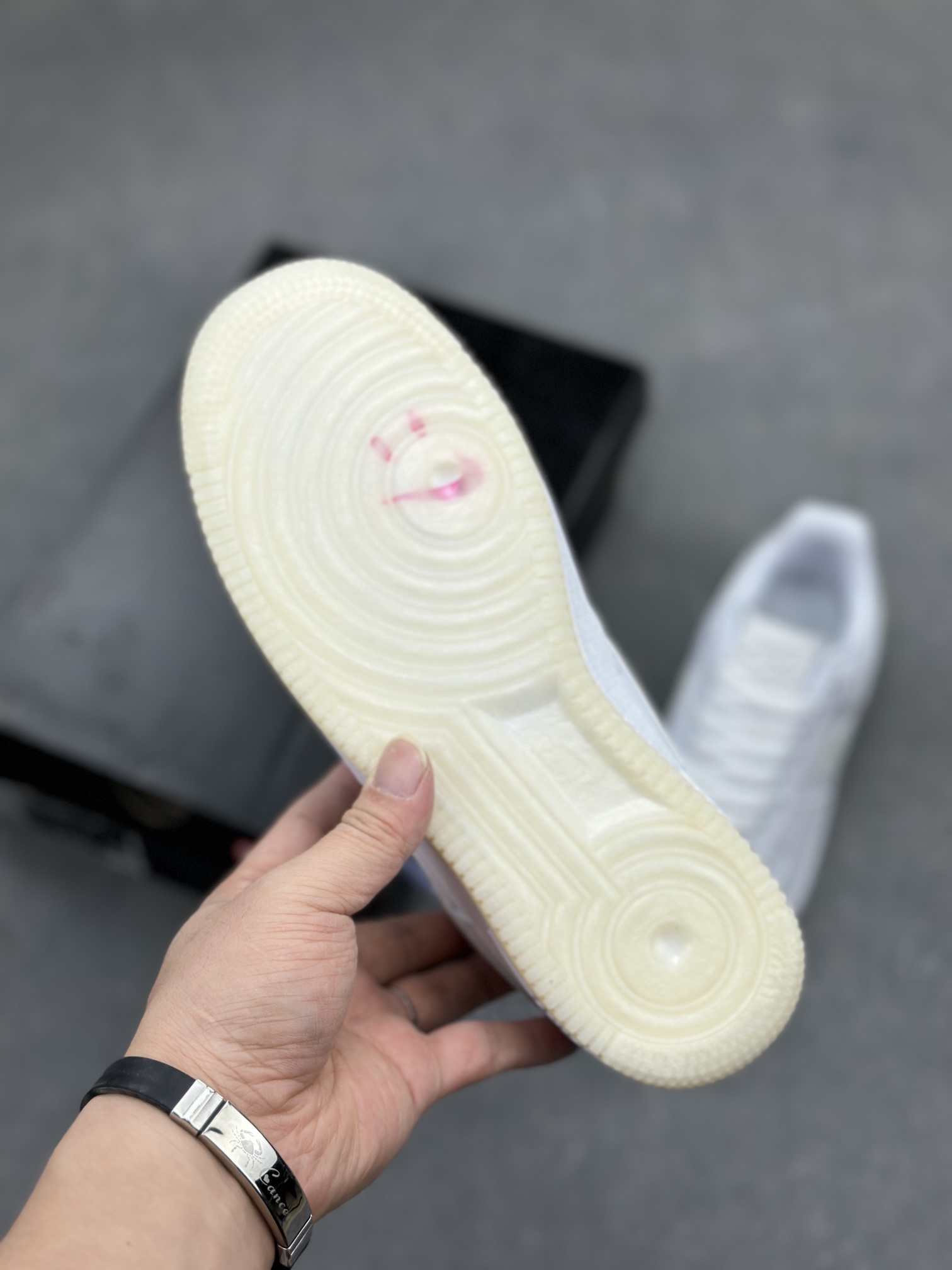 Nike Air Force 1 '07 Low White UV Reactive, Classic Style and Comfort 7 i1710782264 9371 8