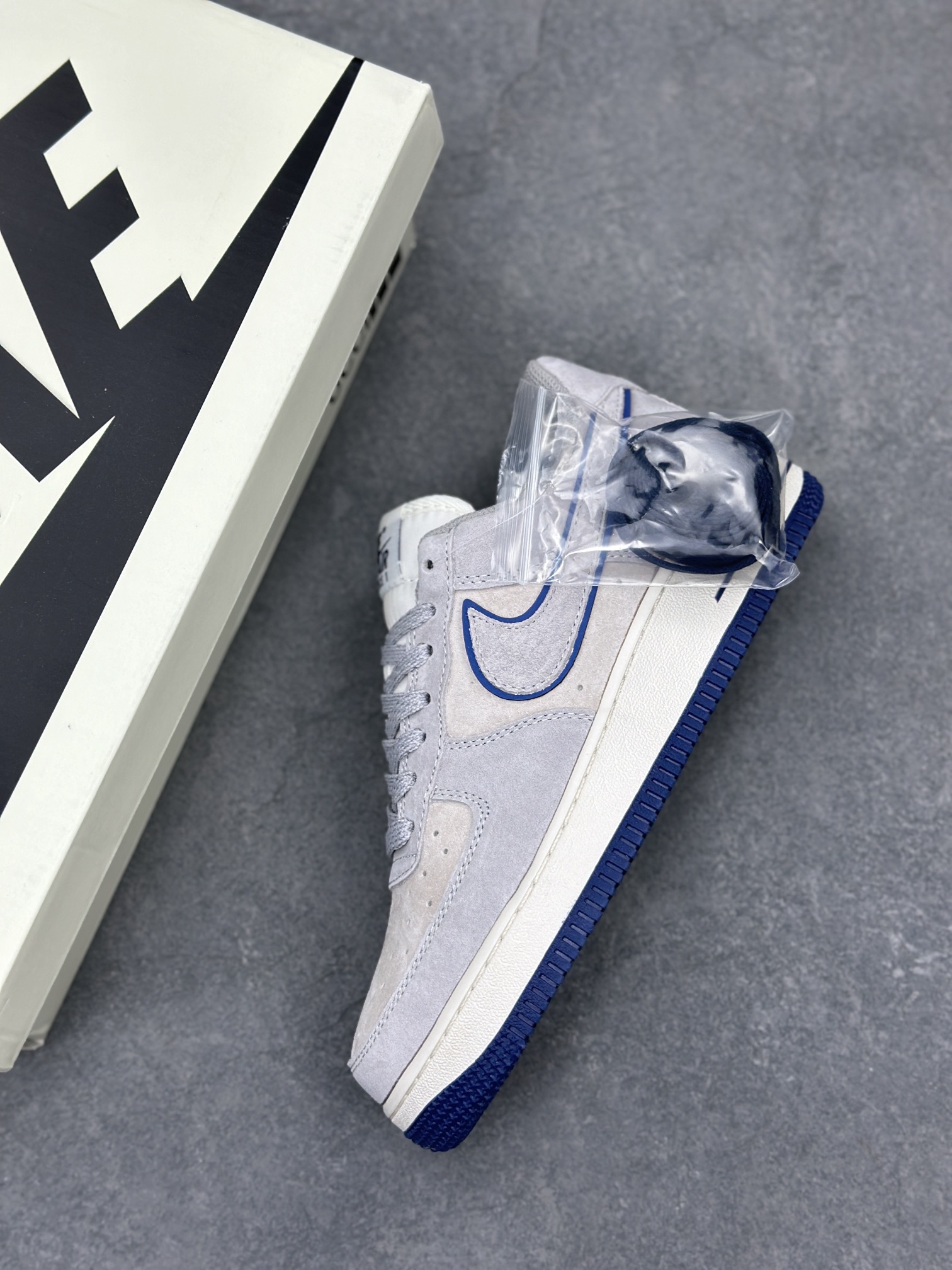 Nike Air Force 1 '07 Low The North Face Collab Sneakers - Limited Edition 8 i1710782441 9930 8