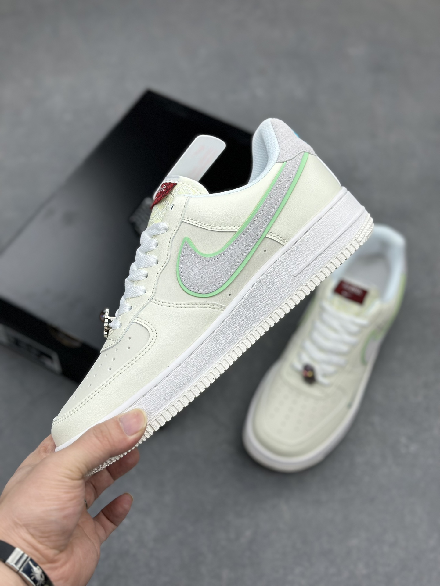 Nike Air Force 1 Low Dragon Year Casual Sneakers FZ5052-131 Limited Edition 3 i1710786048 2537 3
