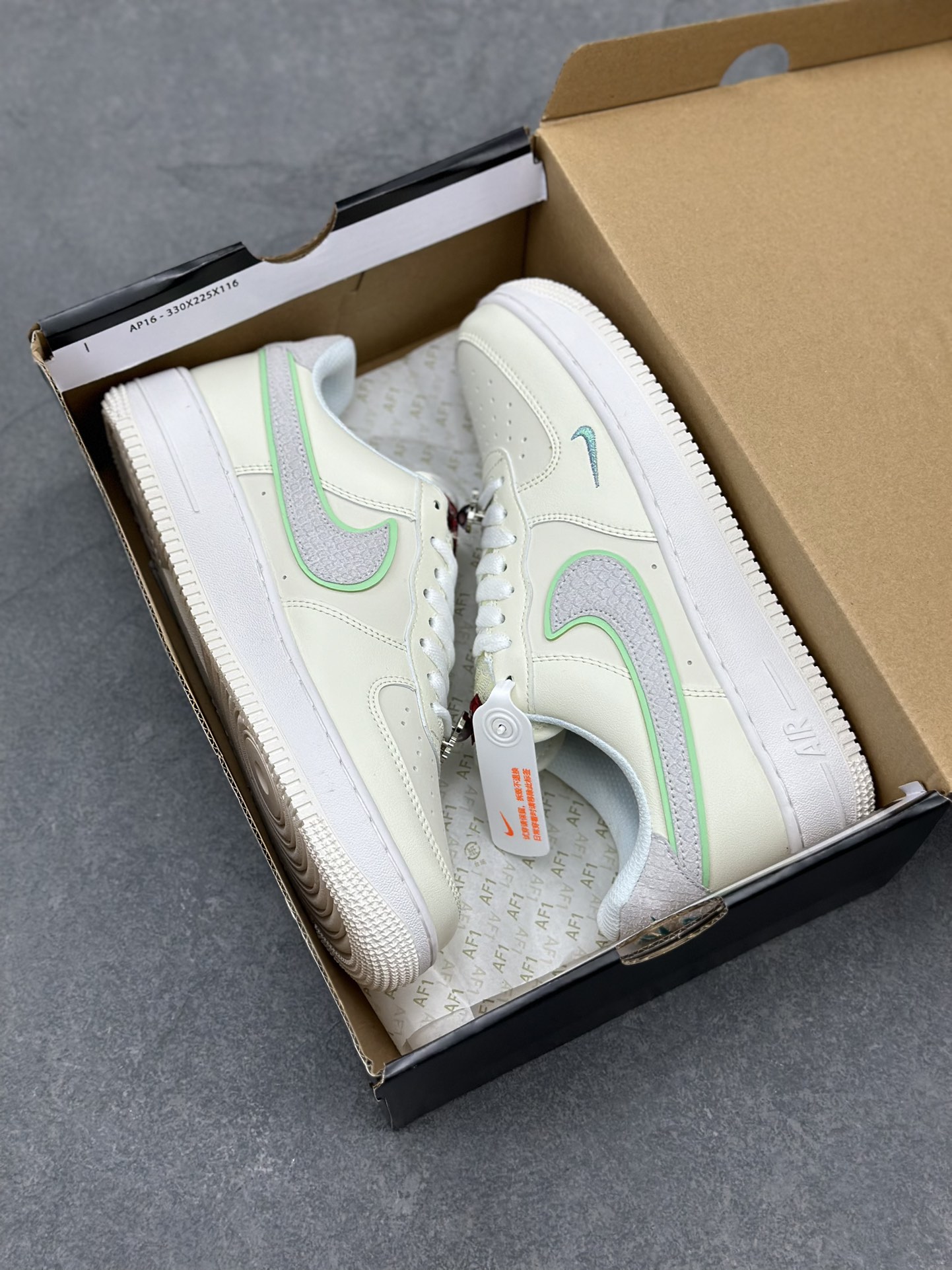 Nike Air Force 1 Low Dragon Year Casual Sneakers FZ5052-131 Limited Edition 10 i1710786048 428 8