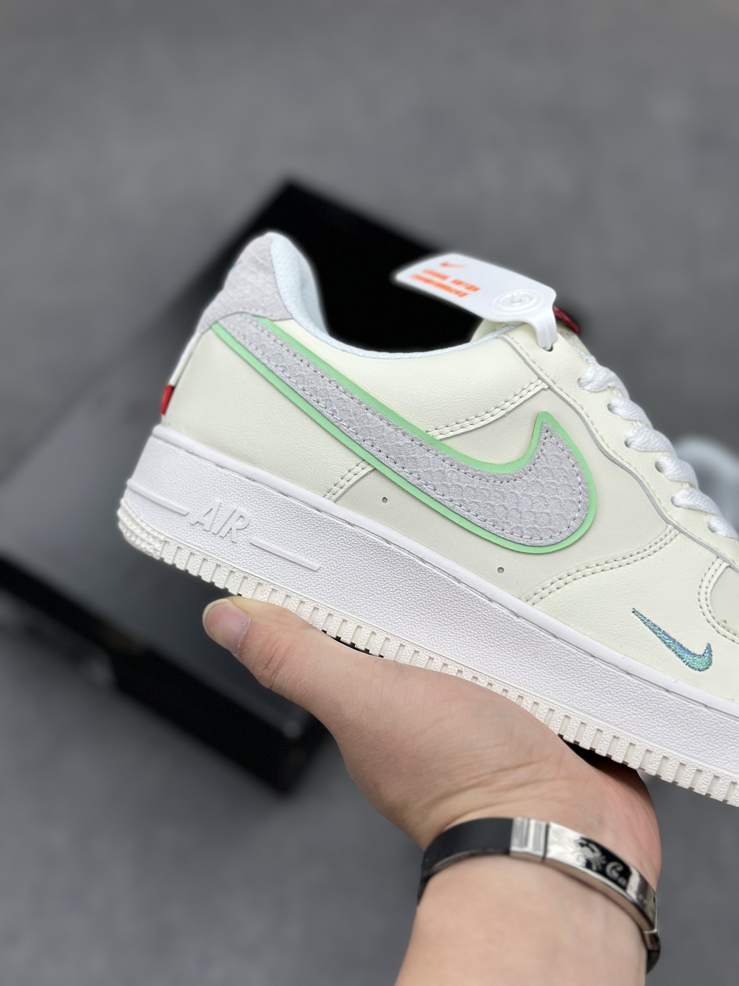 Nike Air Force 1 Low Dragon Year Casual Sneakers FZ5052-131 Limited Edition 6 i1710786048 9521 1