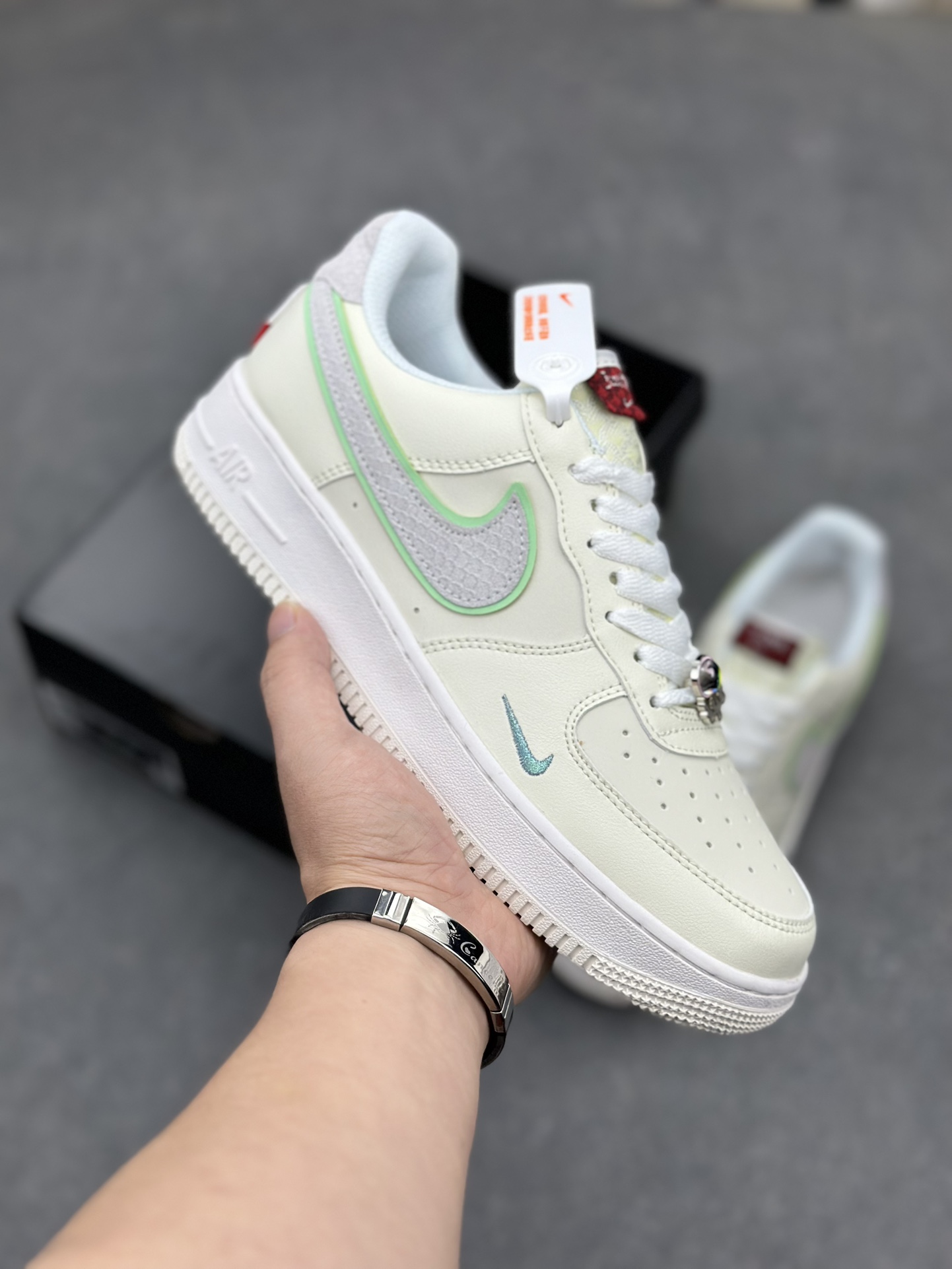Nike Air Force 1 Low Dragon Year Casual Sneakers FZ5052-131 Limited Edition 2 i1710786048 9833 4