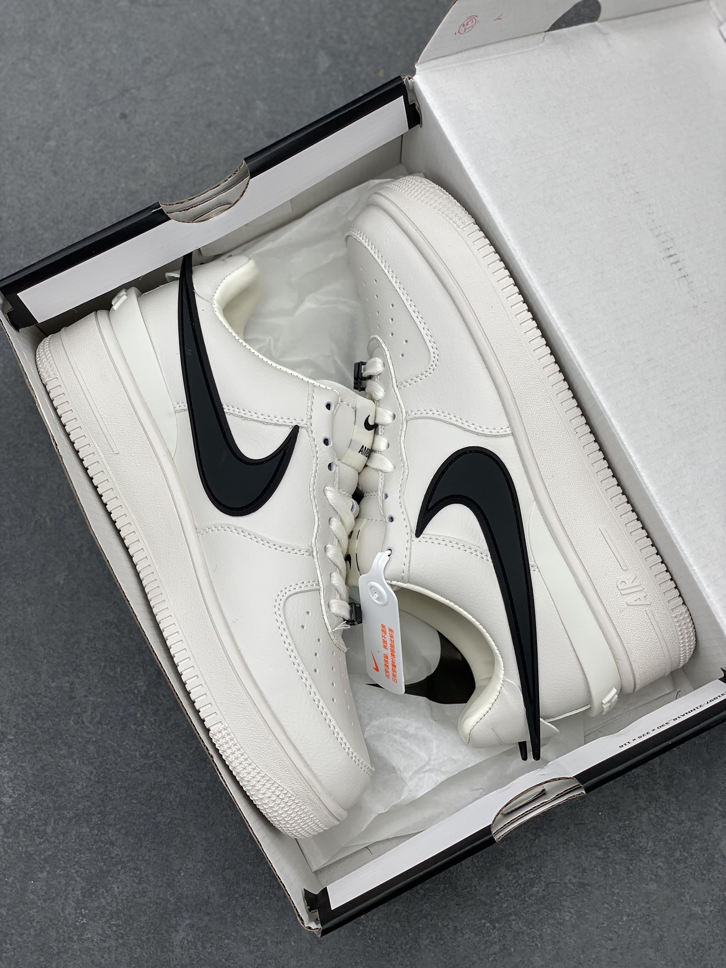 AMBUSH x Nike Air Force 1 Low Black White Sneakers DV3464-002 10 i1711055644 9041 6