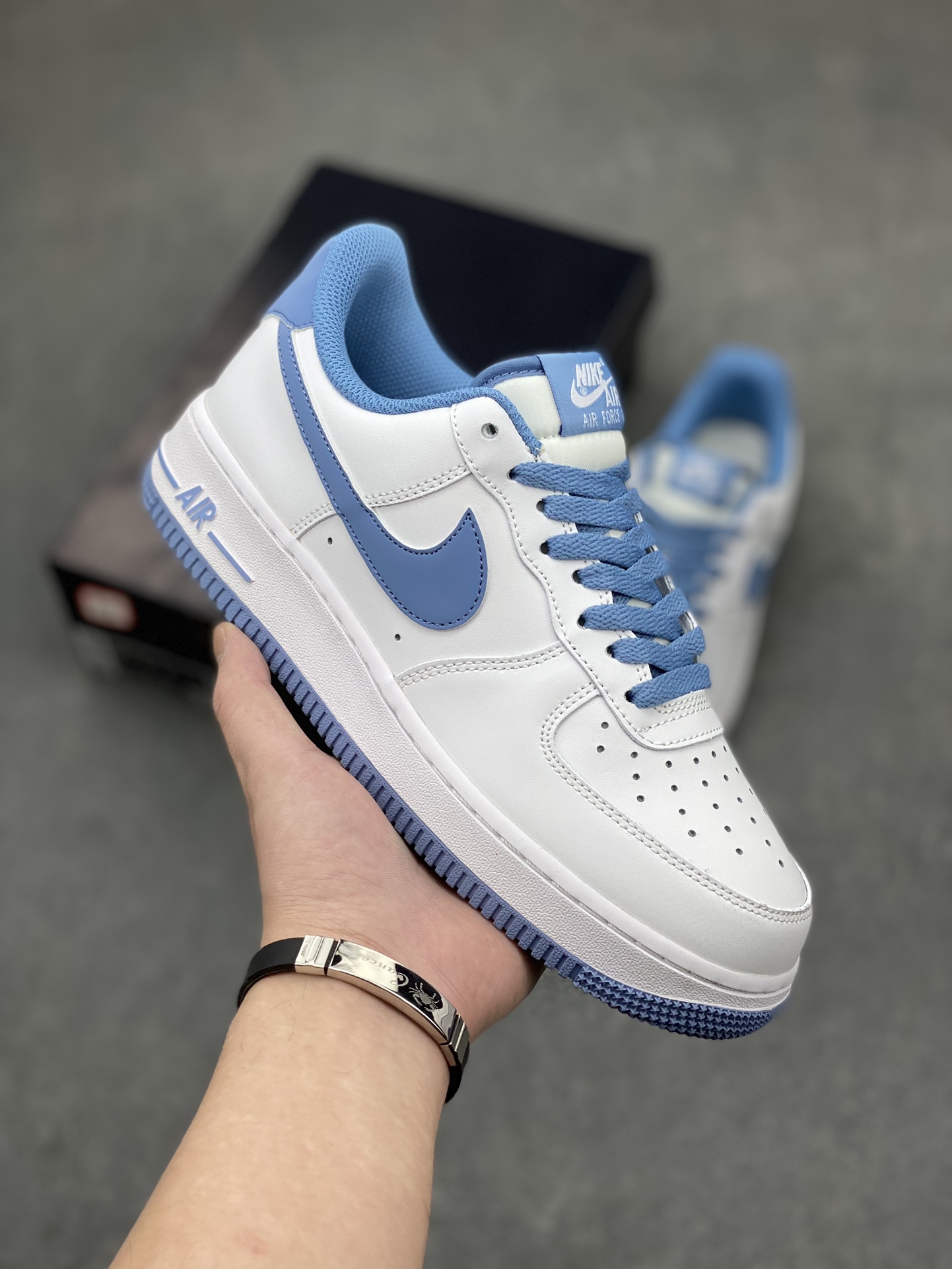 Nike Air Force 1 Low 'University Blue' Classic Comfort & Style