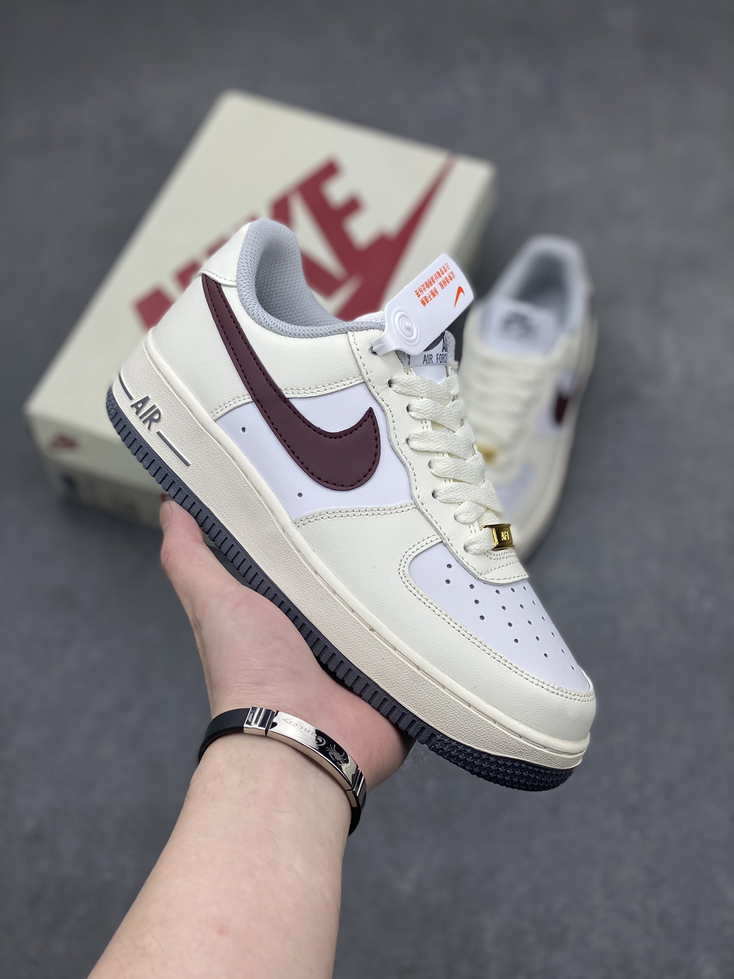 Nike Air Force 1 Low '07 Cream Red Casual Sneakers