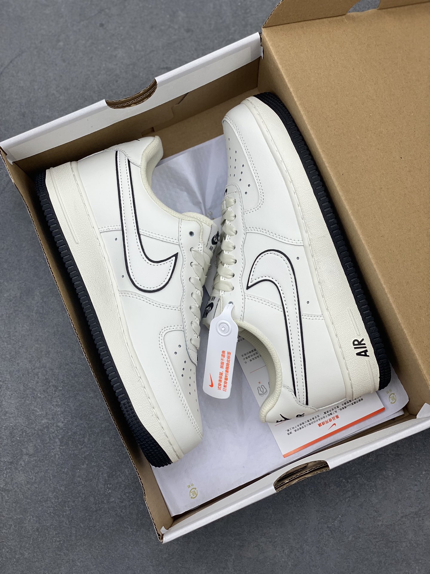 Nike Air Force 1 Low '07: Iconic Style & All-Day Comfort - Cream/Black 10 i1711174459 4091 8