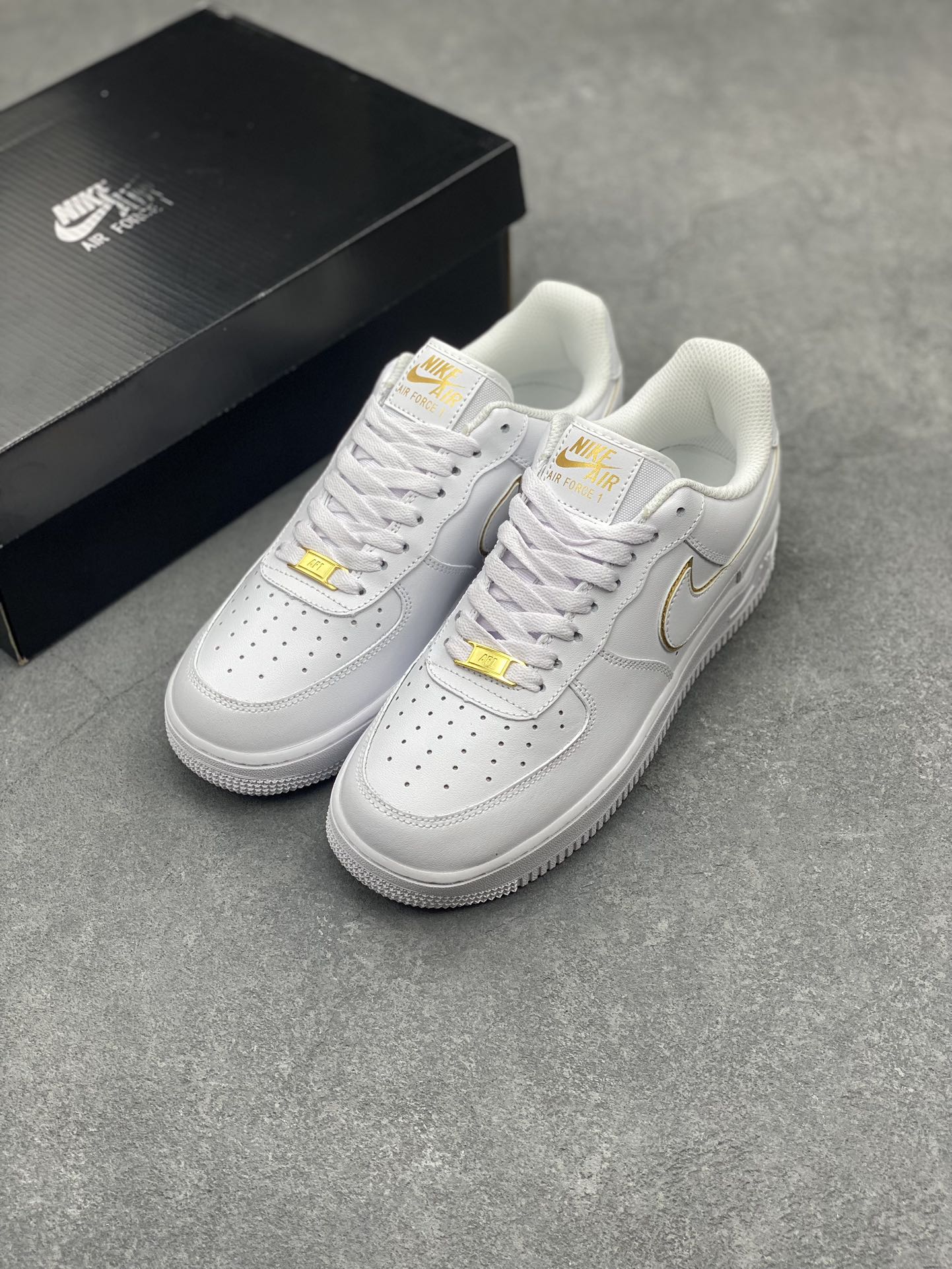 Nike Air Force 1 Low White/Gold AO2132-102 - Versatile & Comfortable Sneakers 9 i1711174655 363 5