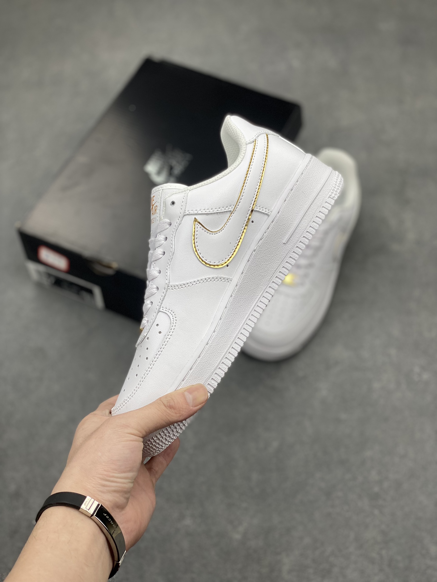 Nike Air Force 1 Low White/Gold AO2132-102 - Versatile & Comfortable Sneakers 4 i1711174655 6099 8