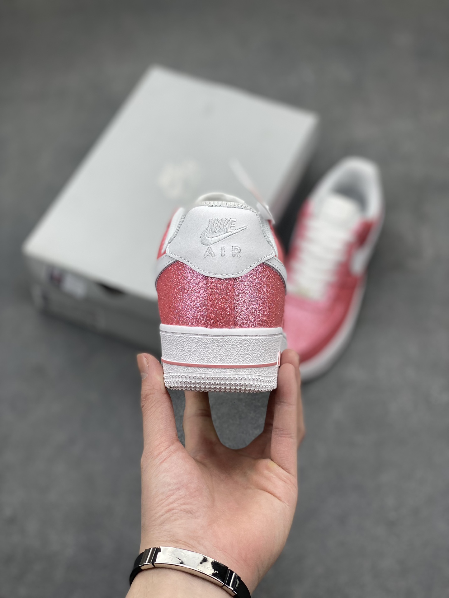 Nike Air Force 1 Low Pink Glitter Casual Sneakers DD8959-002 5 i1711233742 1401 0