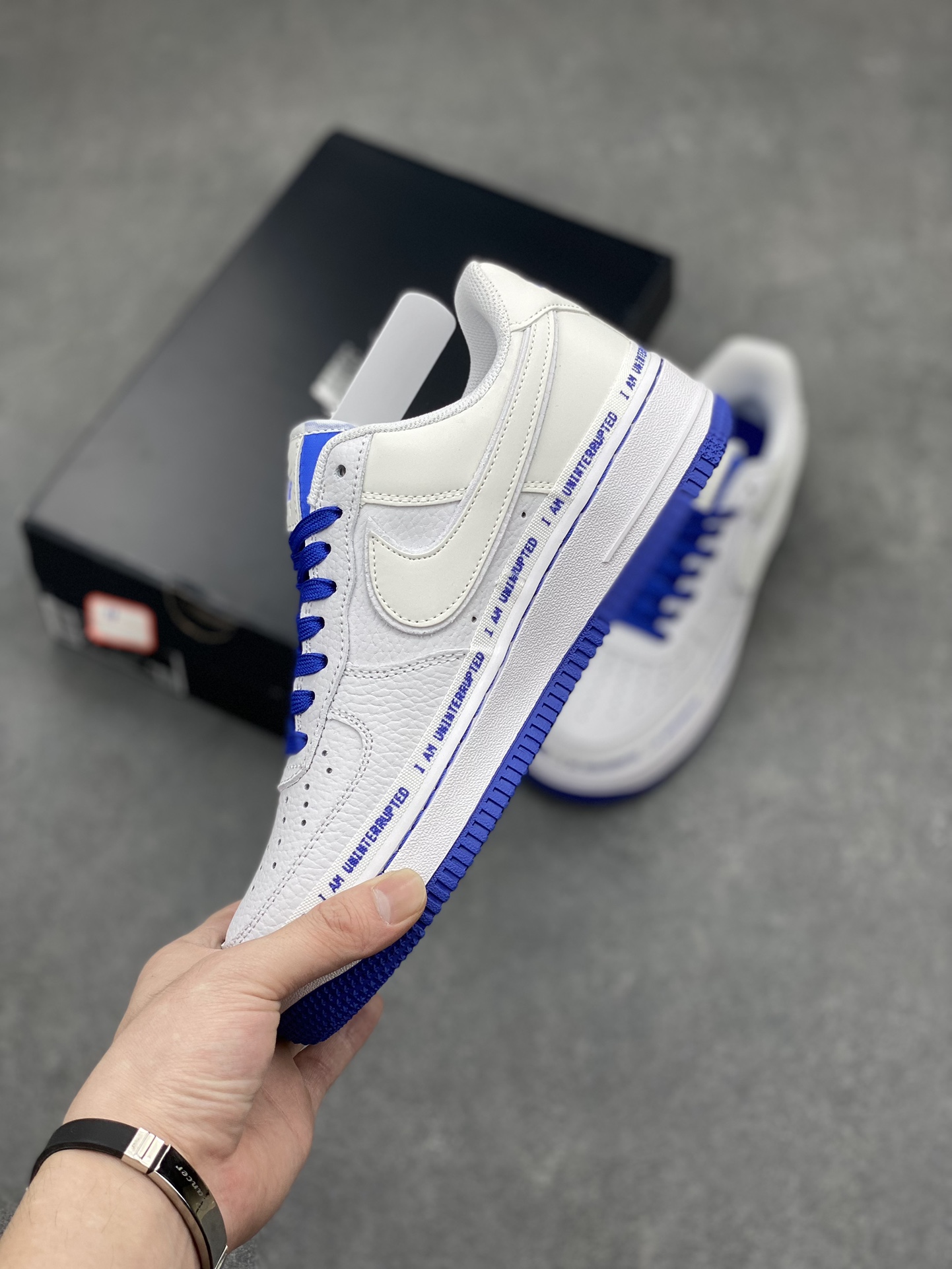 Nike Air Force 1 Uninterrupted: White/Blue Graffiti Sneakers 4 i1711306362 4516 0
