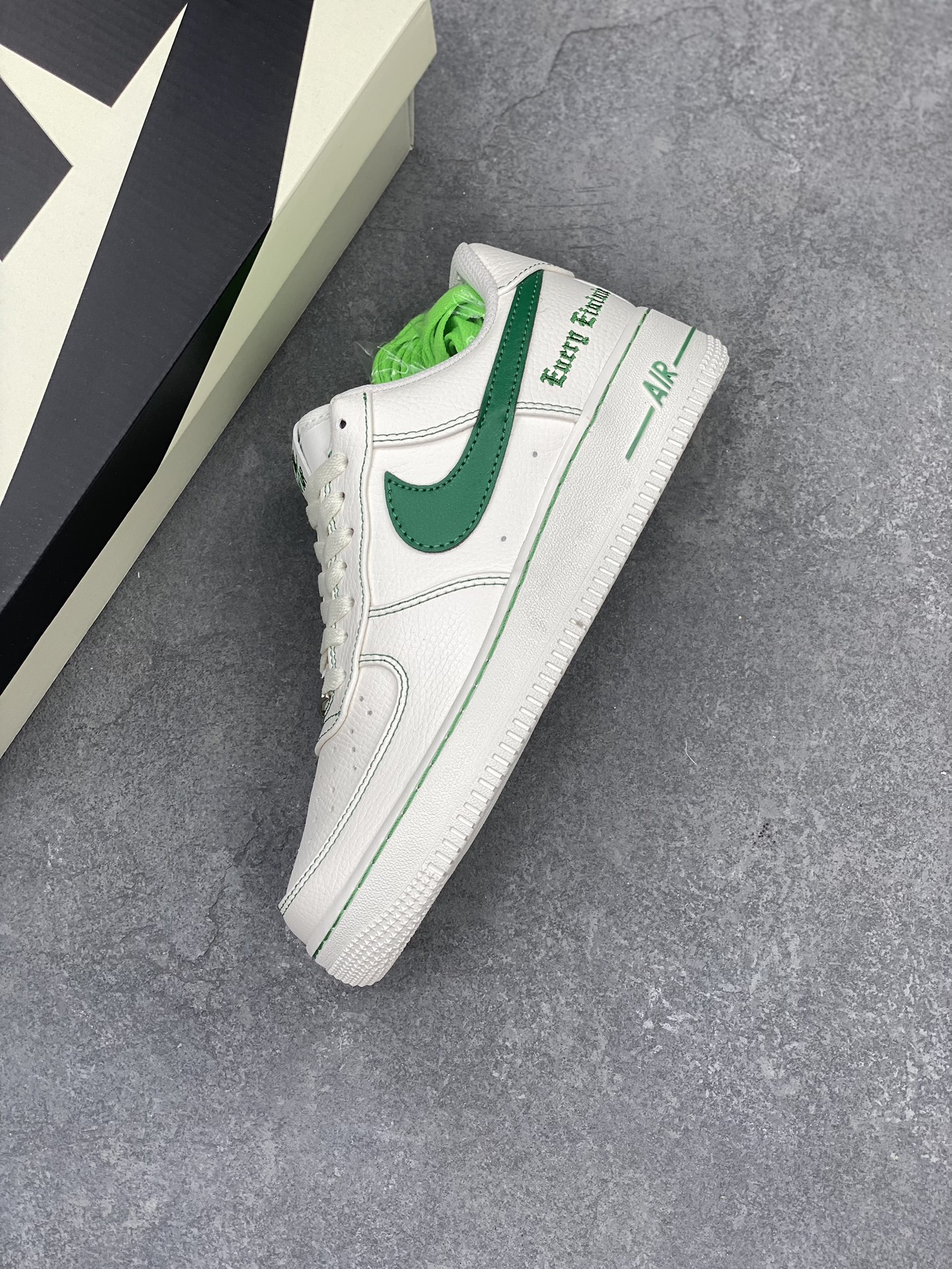 Nike Air Force 1 '07 Low Vlone Collaboration - Size 36 to 45 8 i1711389663 2922 0