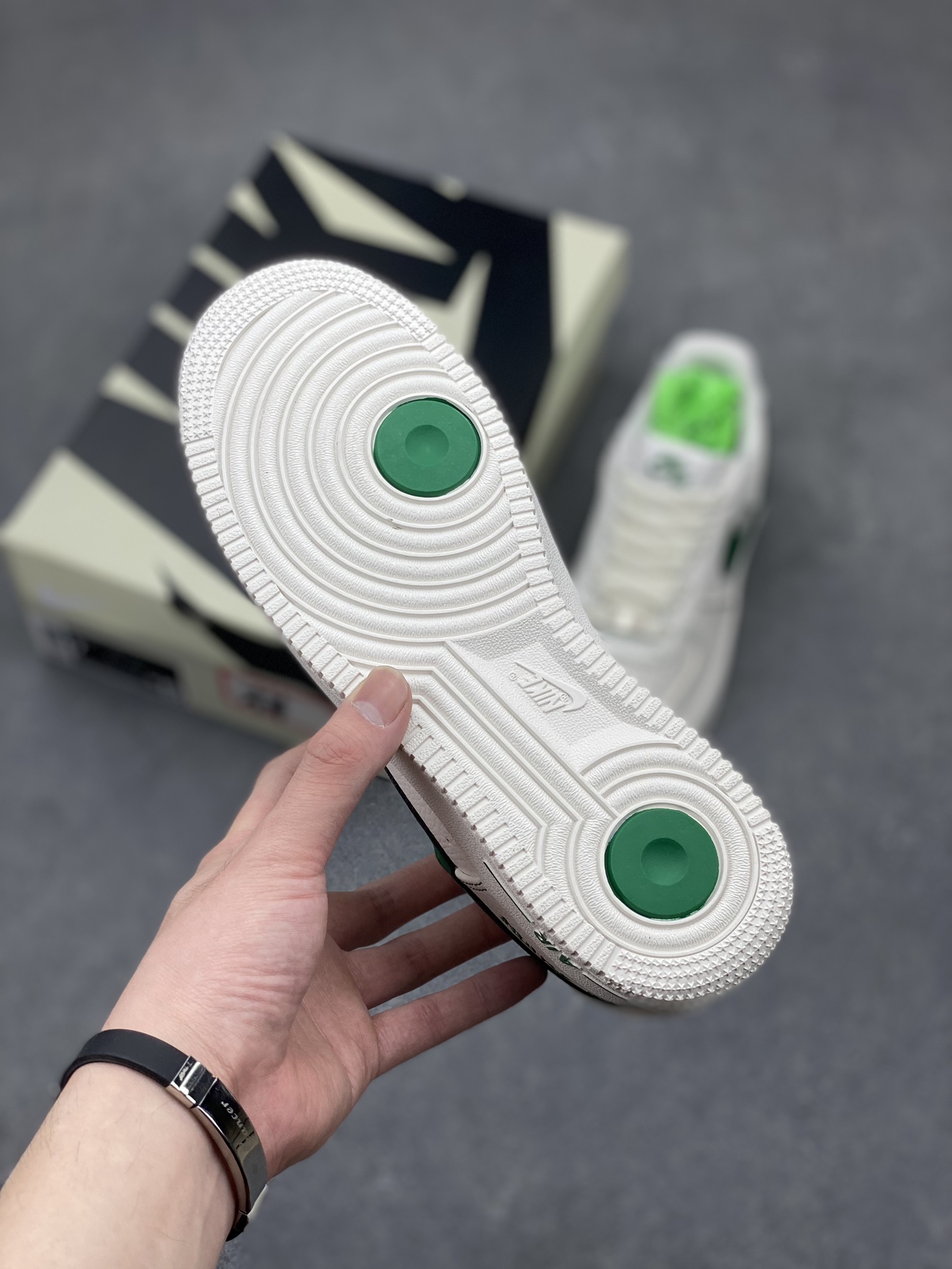 Nike Air Force 1 '07 Low Vlone Collaboration - Size 36 to 45 7 i1711389663 6243 0