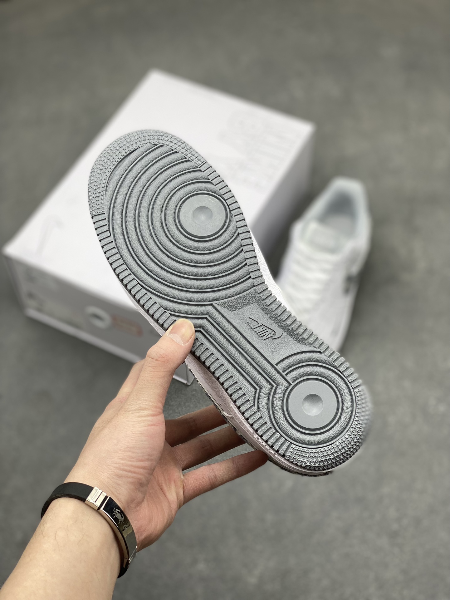 Nike Air Force 1 '07 Low Custom White/Gray Shoes - Limited Edition 7 i1711574408 3084 0