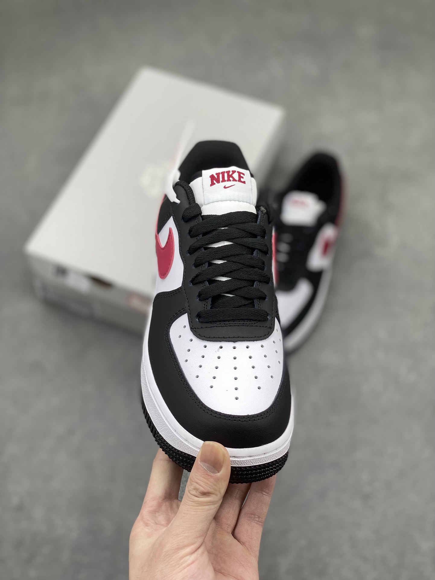Nike Air Force 1 Low '07 Black/White/Red – Iconic Style with Comfort 3 i1711650080 3773 3